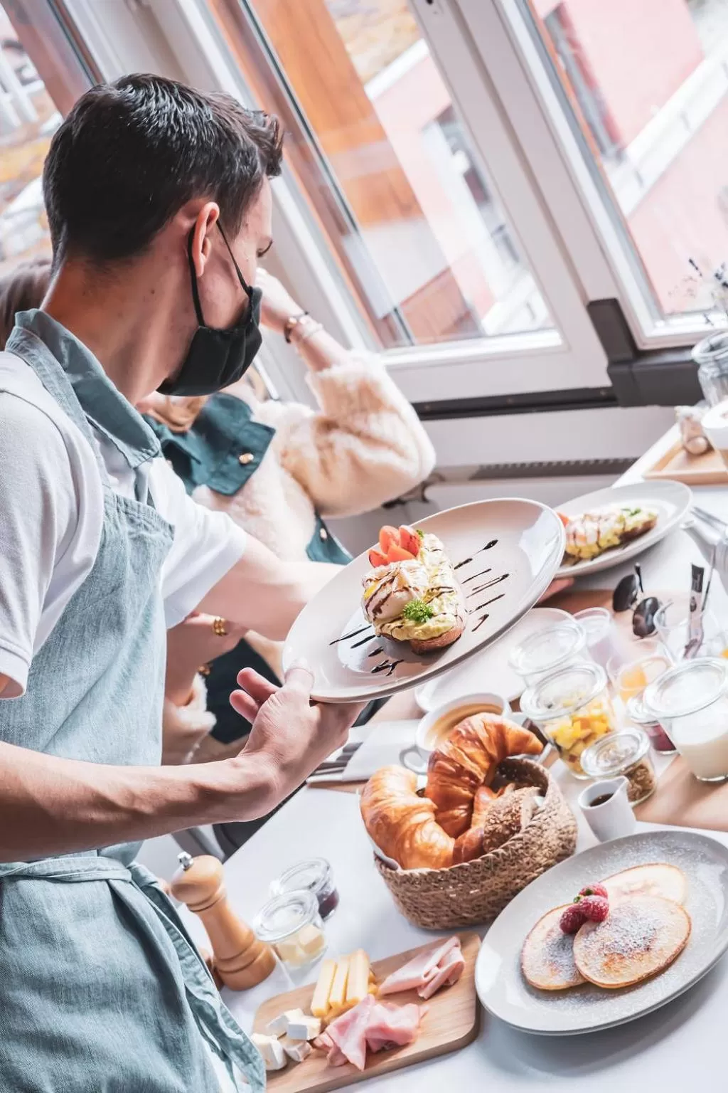 Food and drinks in la belle vue Boutique Hotel & Café