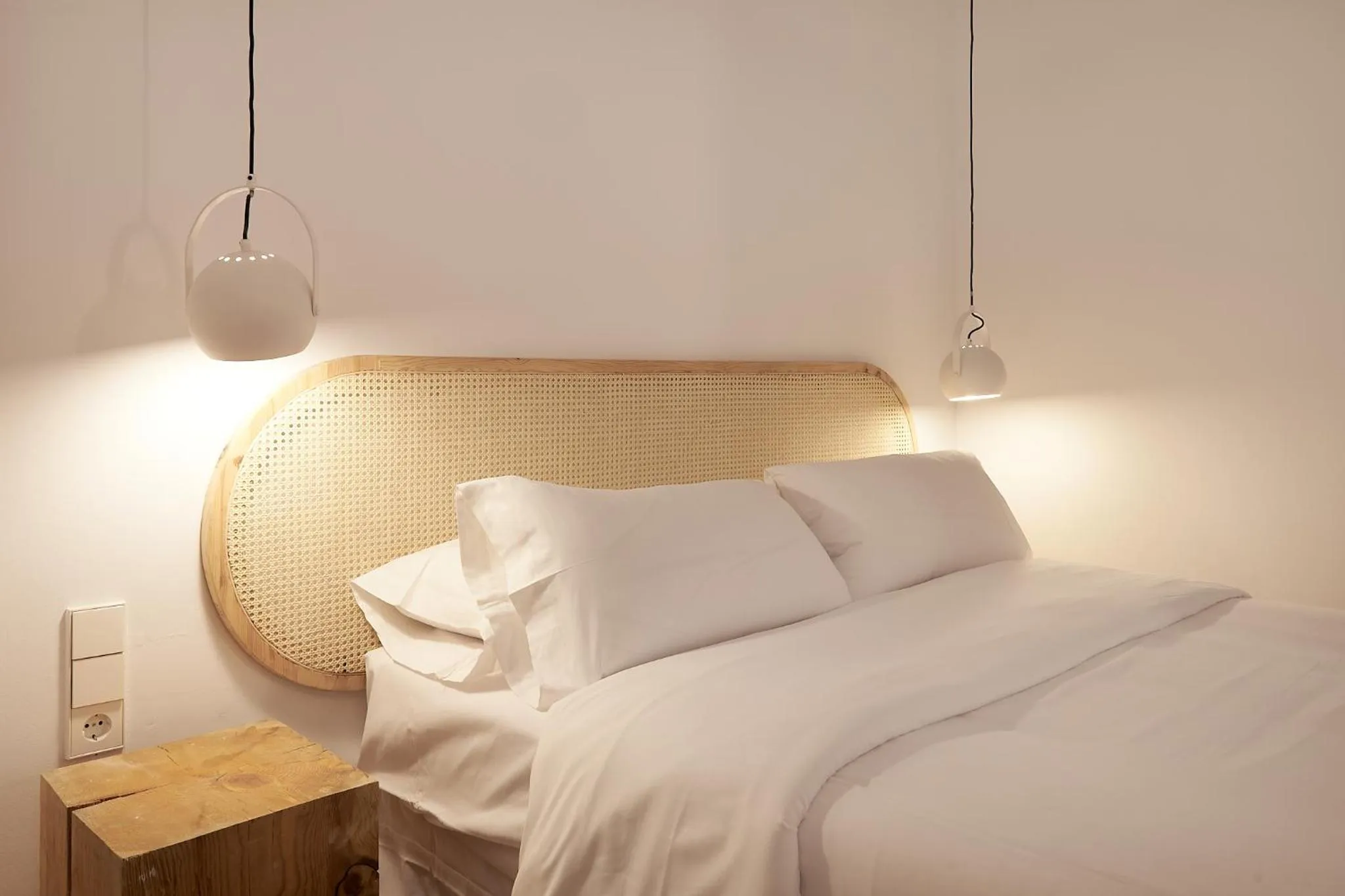 Bedroom, Bed in The MO House