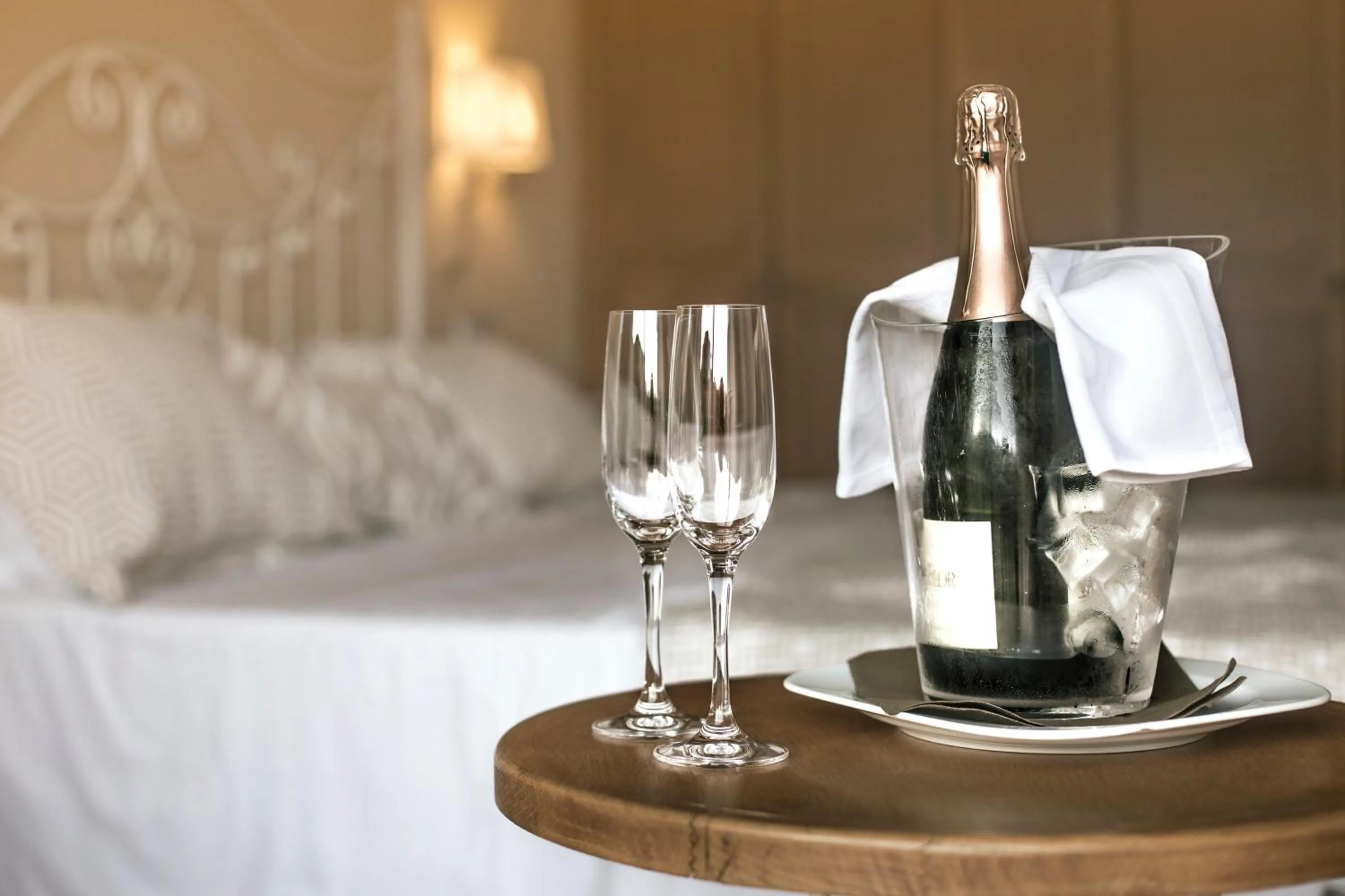 Drinks, Bed in Mon Port Hotel & Spa