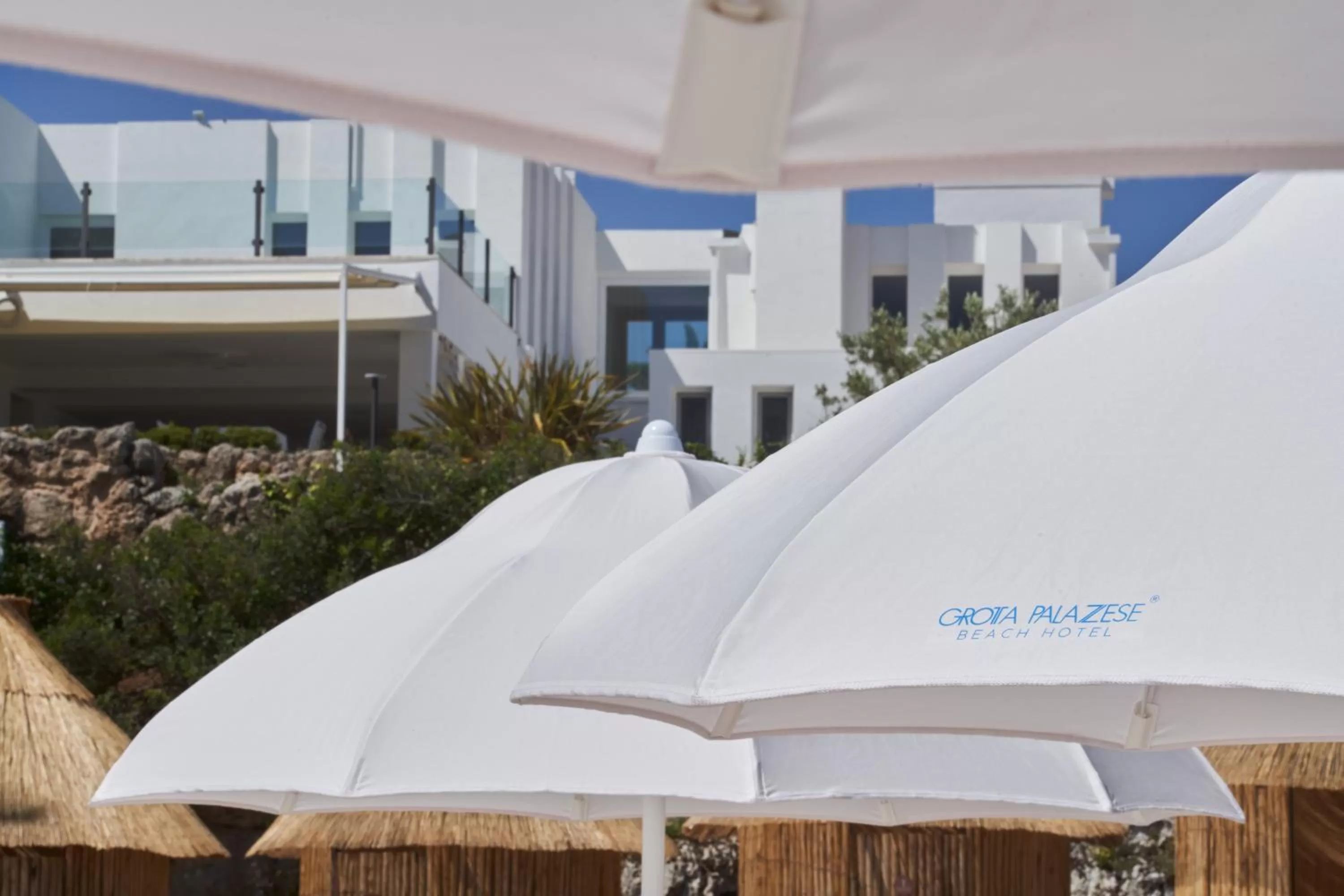 Area and facilities in Grotta Palazzese Beach Hotel