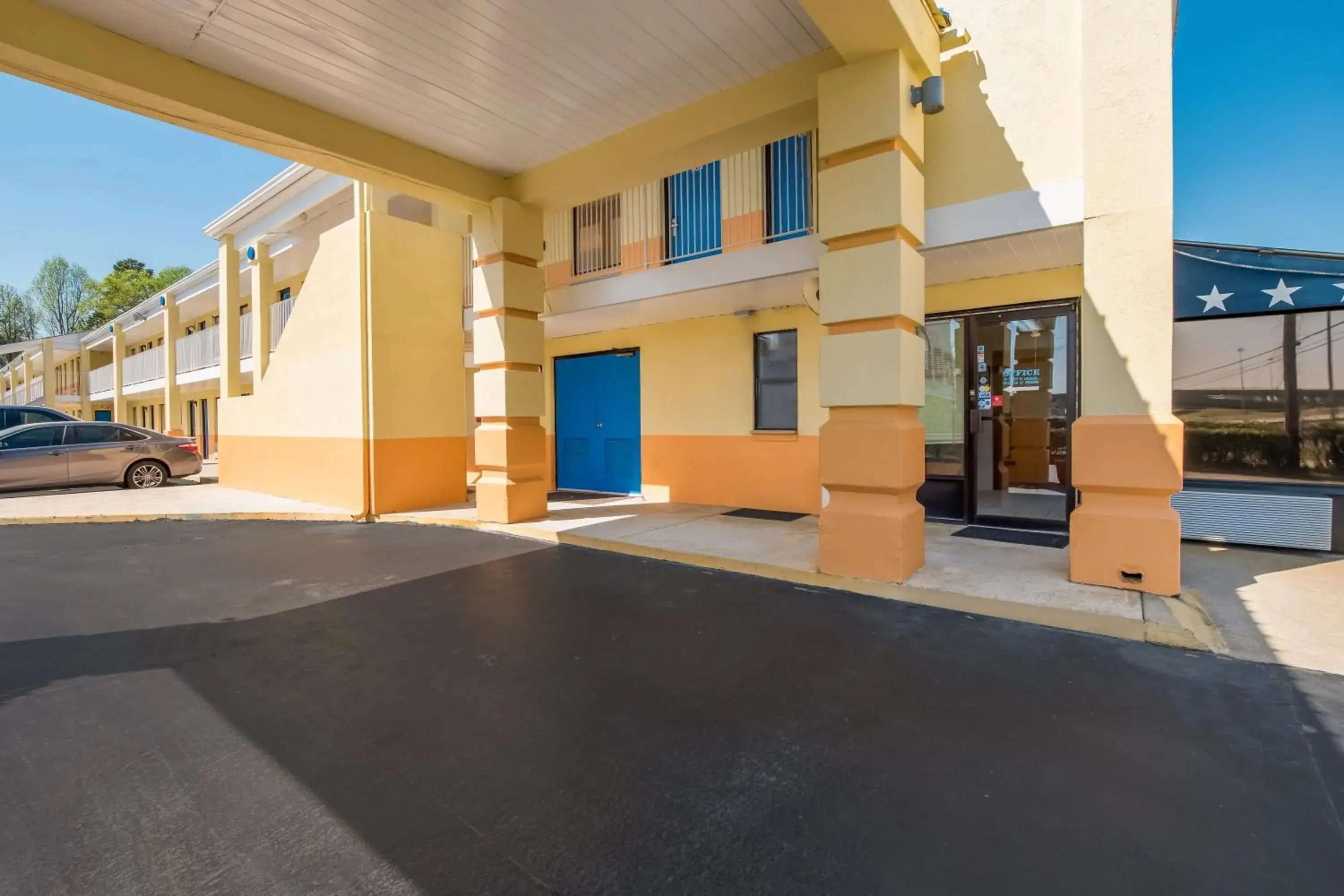 Property building in Rodeway Inn Augusta West - Fort Eisenhower Property building in Rodeway Inn Augusta West - Fort Eisenhower