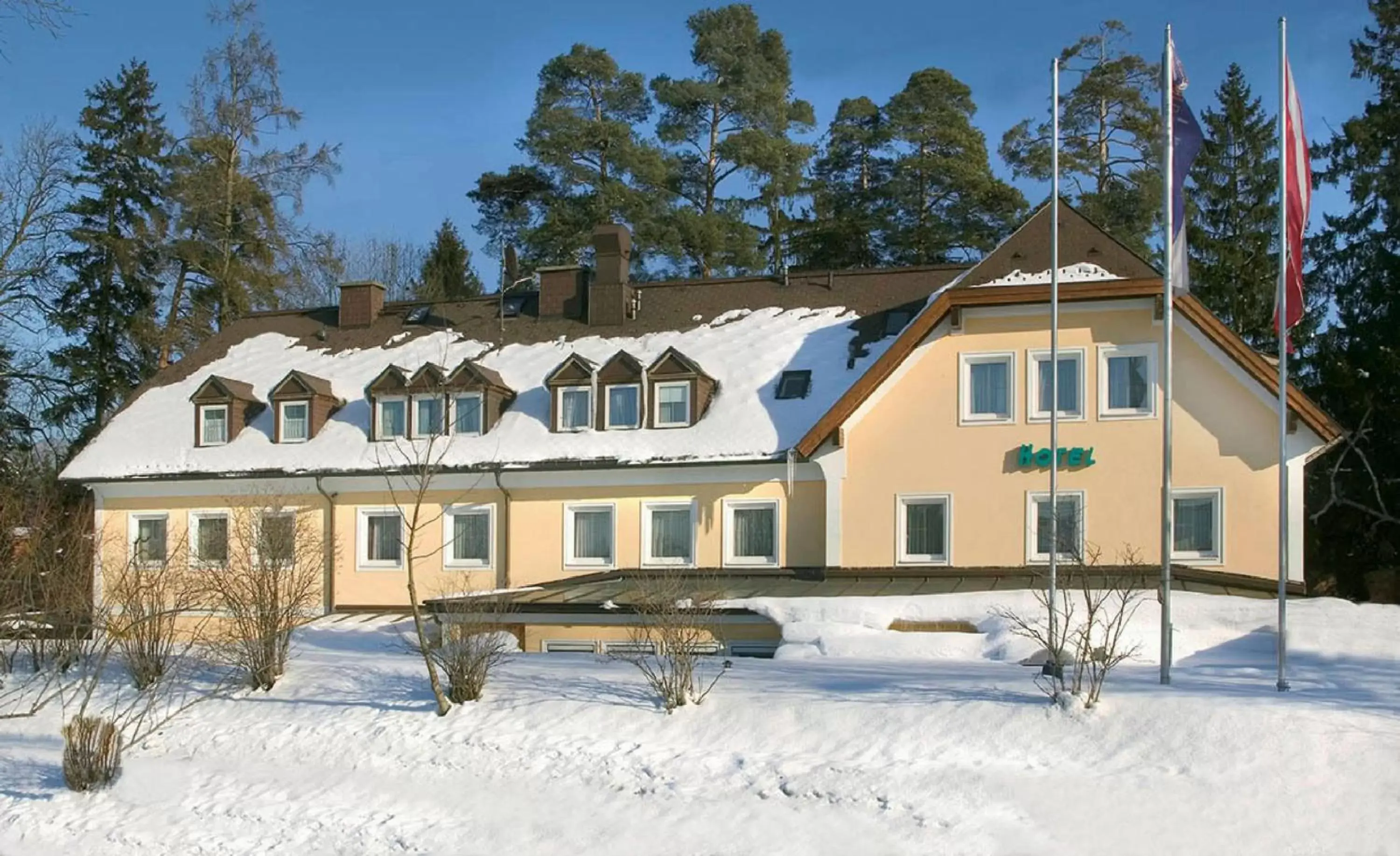 Property building, Winter in Austria Classic Hotel Hölle