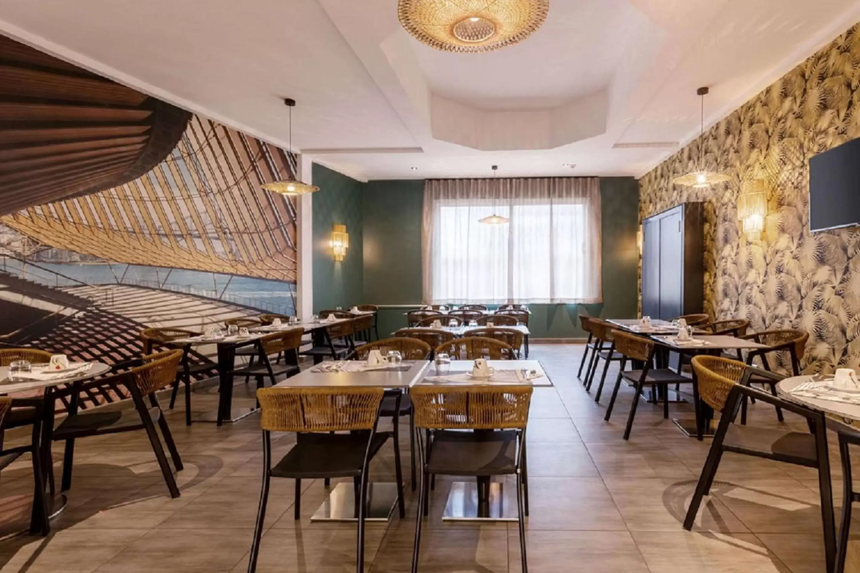 Restaurant/Places to Eat in Best Western Plus Hôtel Belfort Centre Gare