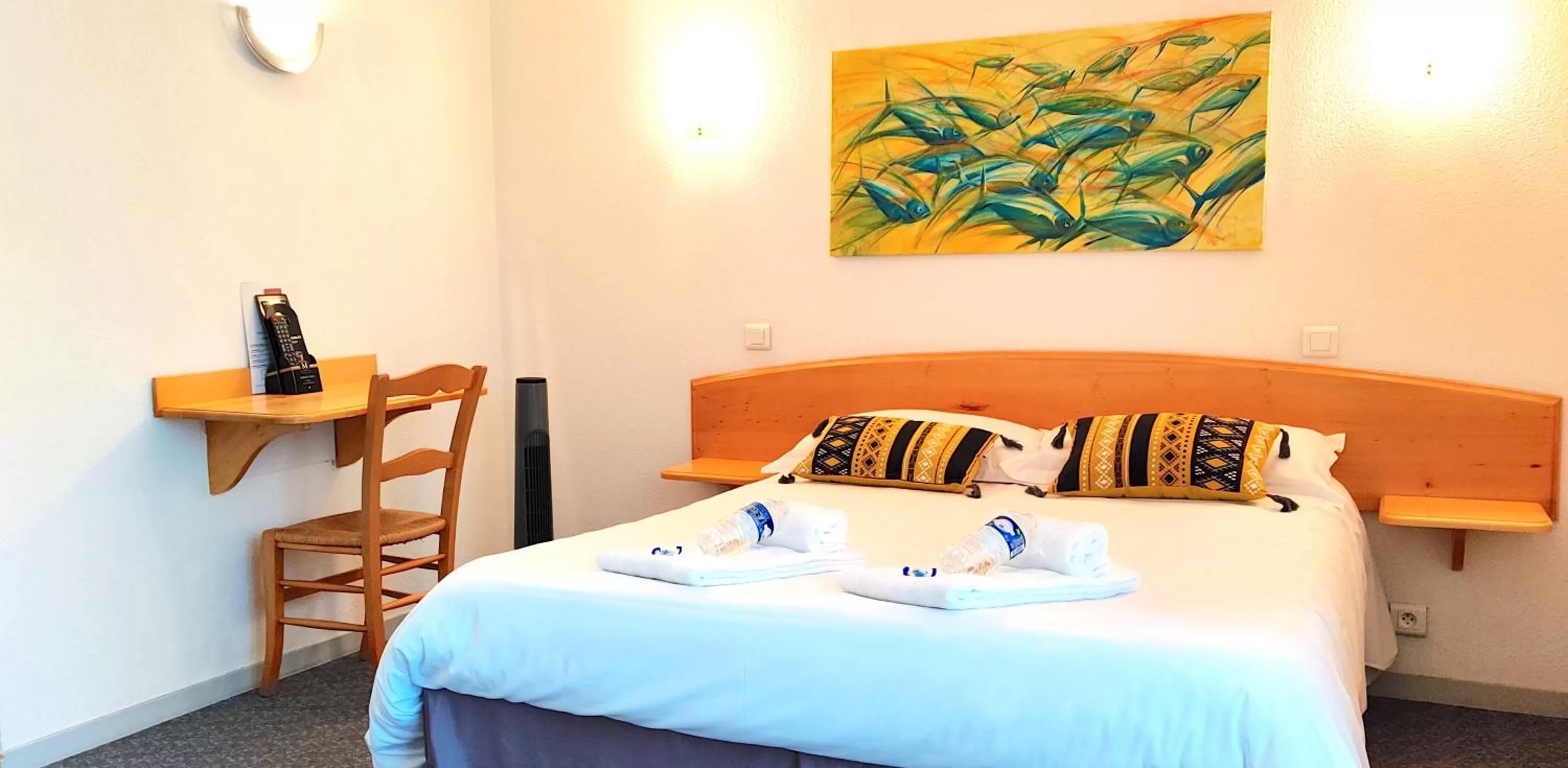 Photo of the whole room, Bed in Hotel La Bosselle