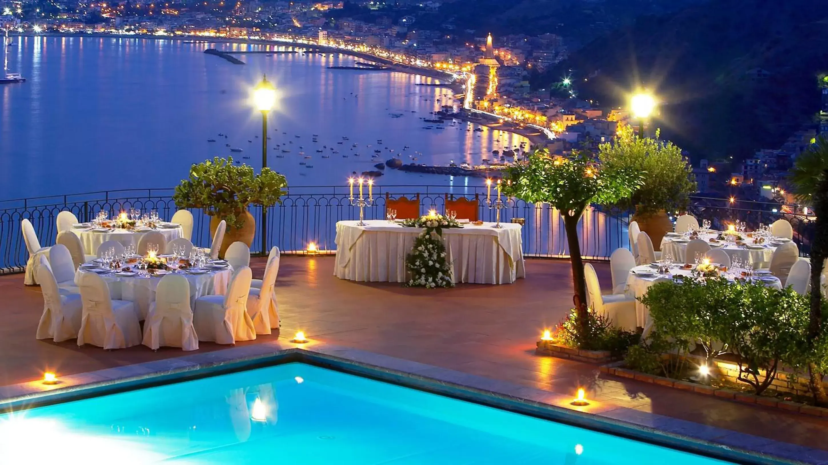 Swimming pool, Banquet Facilities in Hotel Villa Diodoro