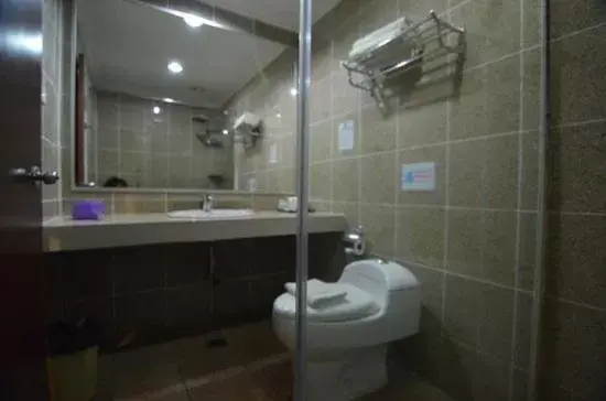 Bathroom in TD Lodge Kota Belud