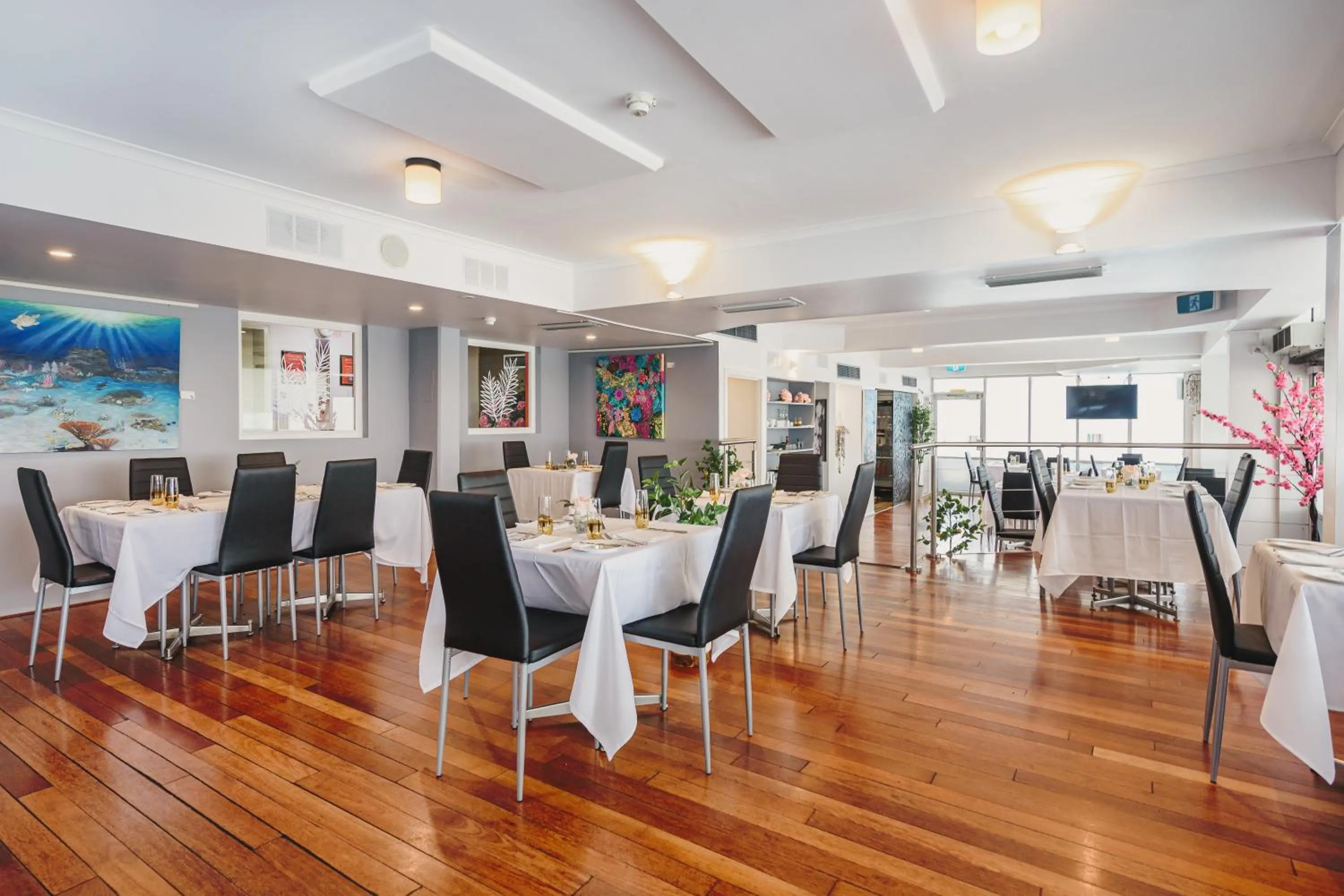 Restaurant/Places to Eat in Metro Hotel & Apartments Gladstone