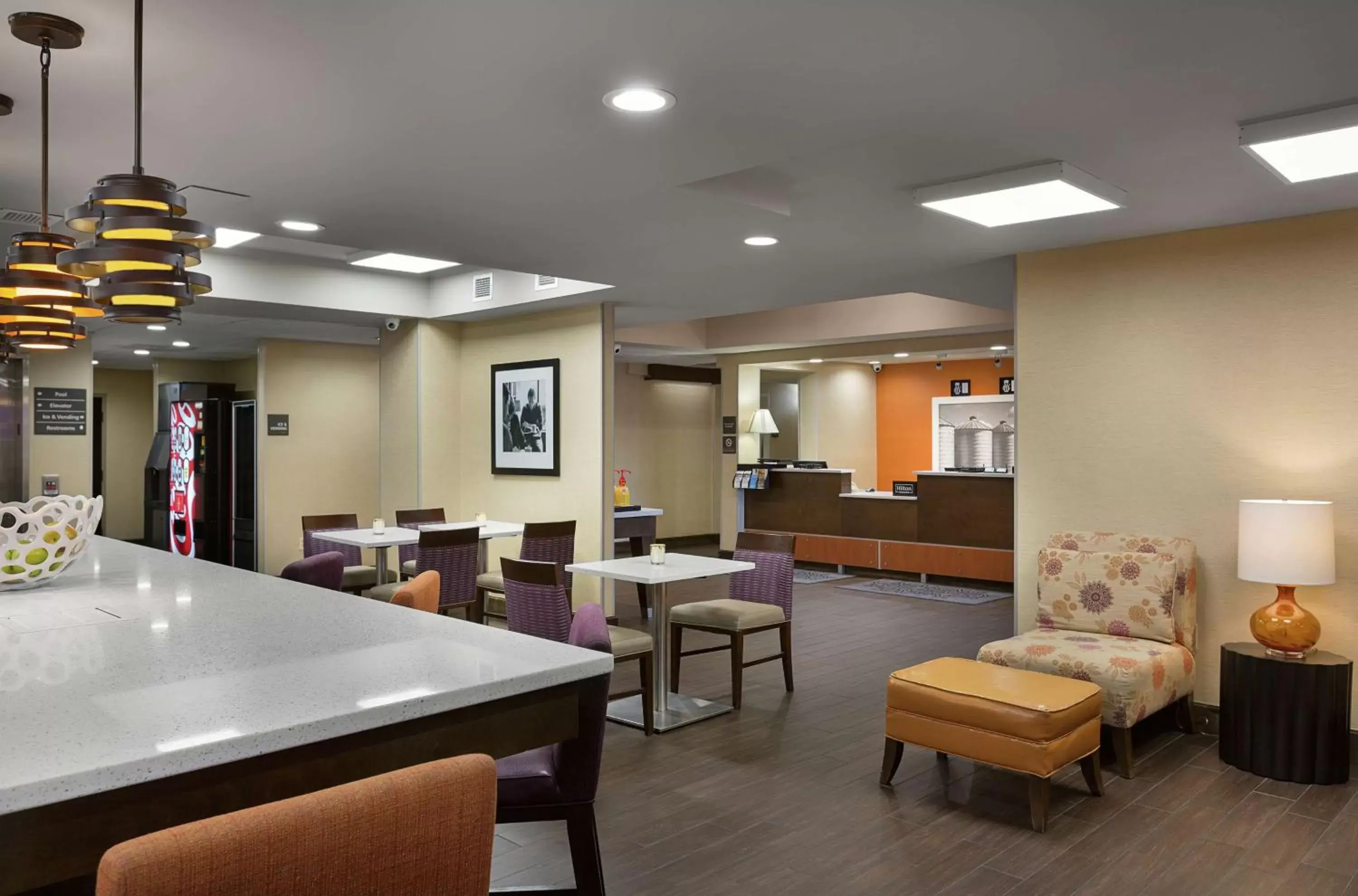 Lobby or reception, Restaurant/Places to Eat in Hampton Inn Greenville/Travelers Rest