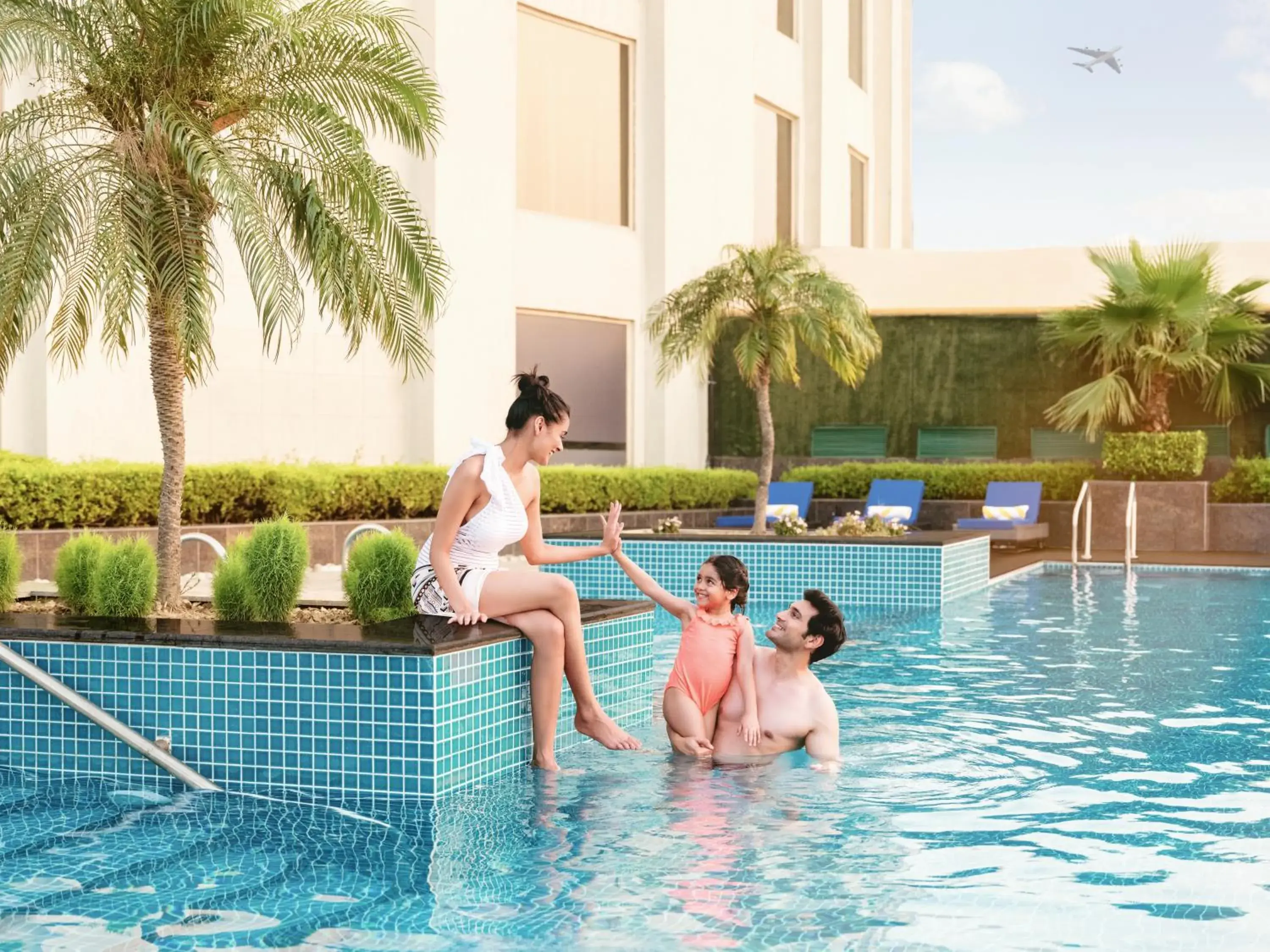 Swimming Pool in Radisson Blu Hotel New Delhi Dwarka