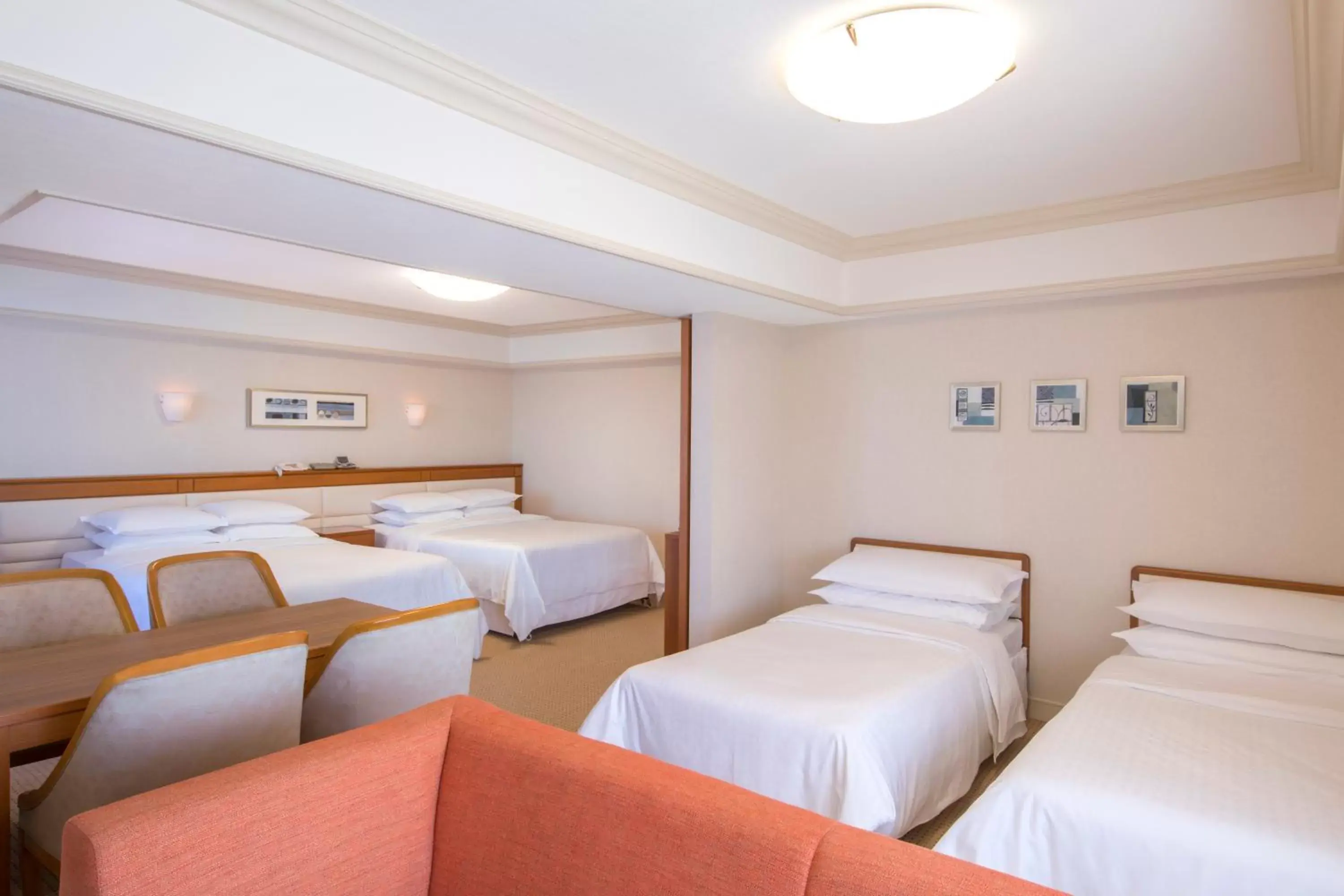 Bed in Sheraton Grande Tokyo Bay Hotel