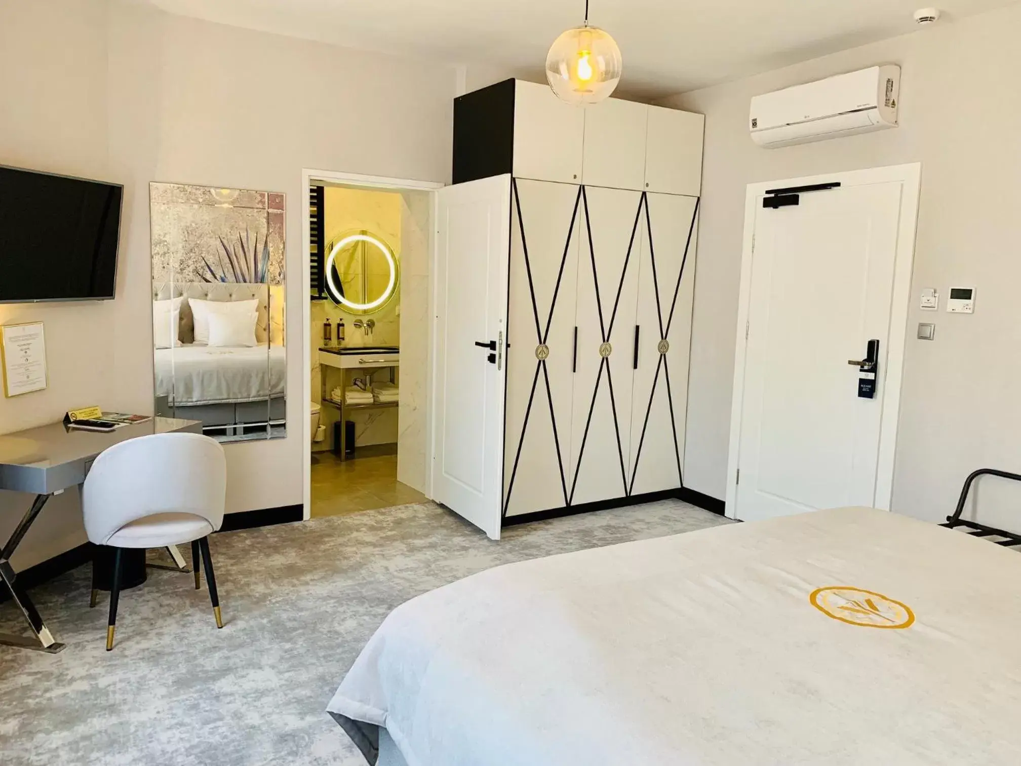 Photo of the whole room, Bed in SZEWSKA 22 BOUTIQUE Photo of the whole room, Bed in SZEWSKA 22 BOUTIQUE