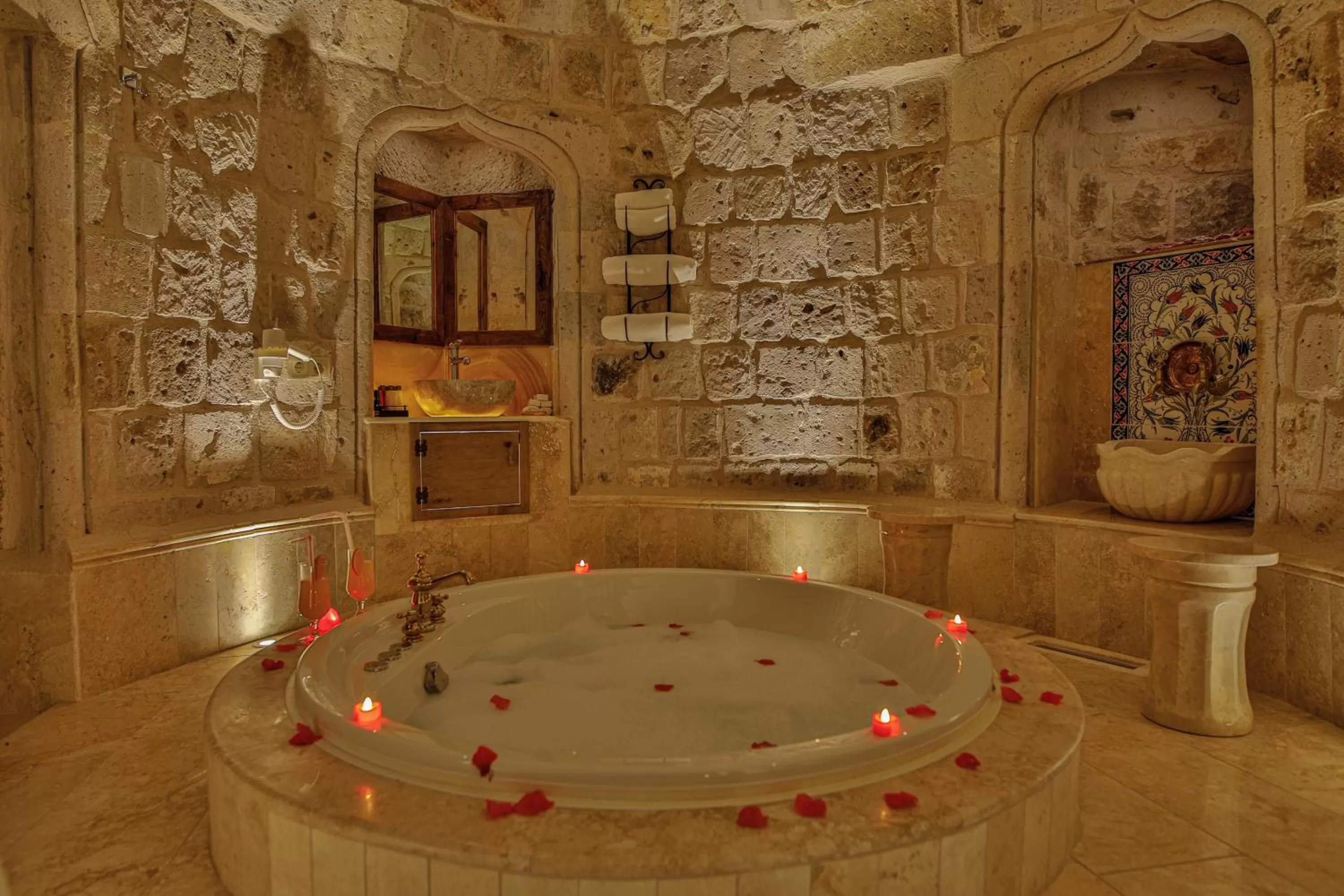 Bathroom in Şah Saray Cave Suites Halal Hotel