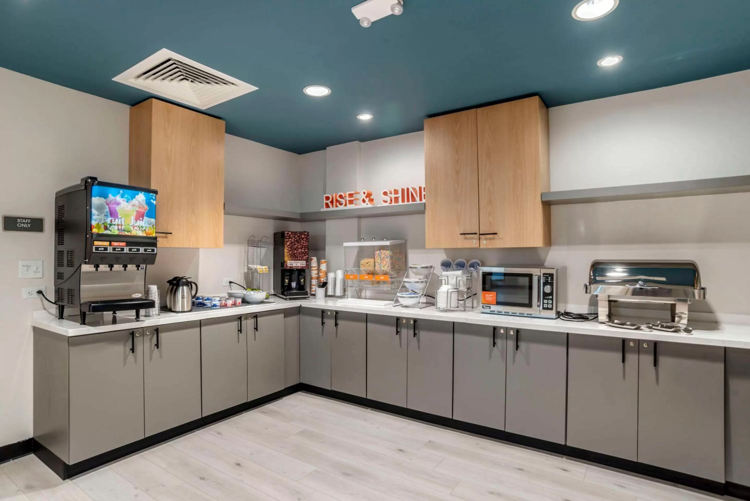 Breakfast in Comfort Inn & Suites Panama City Beach - Pier Park Area