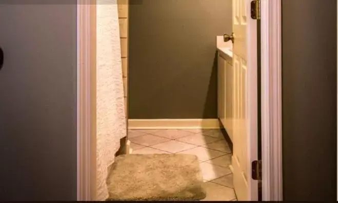 Bathroom in Clark House Inn