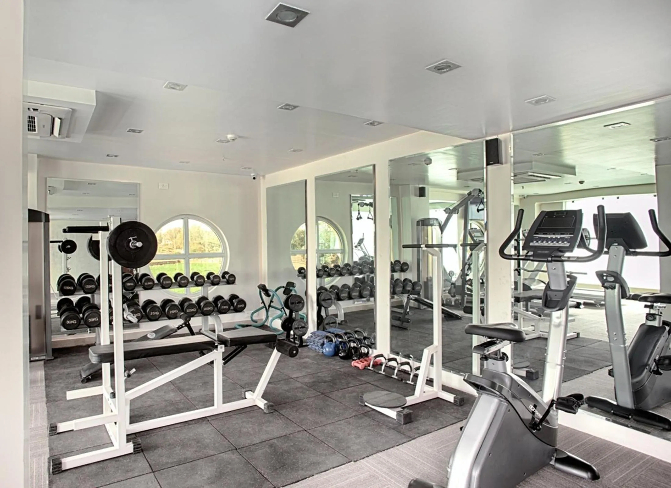 Fitness centre/facilities in Nidhivan Sarovar Portico Vrindavan