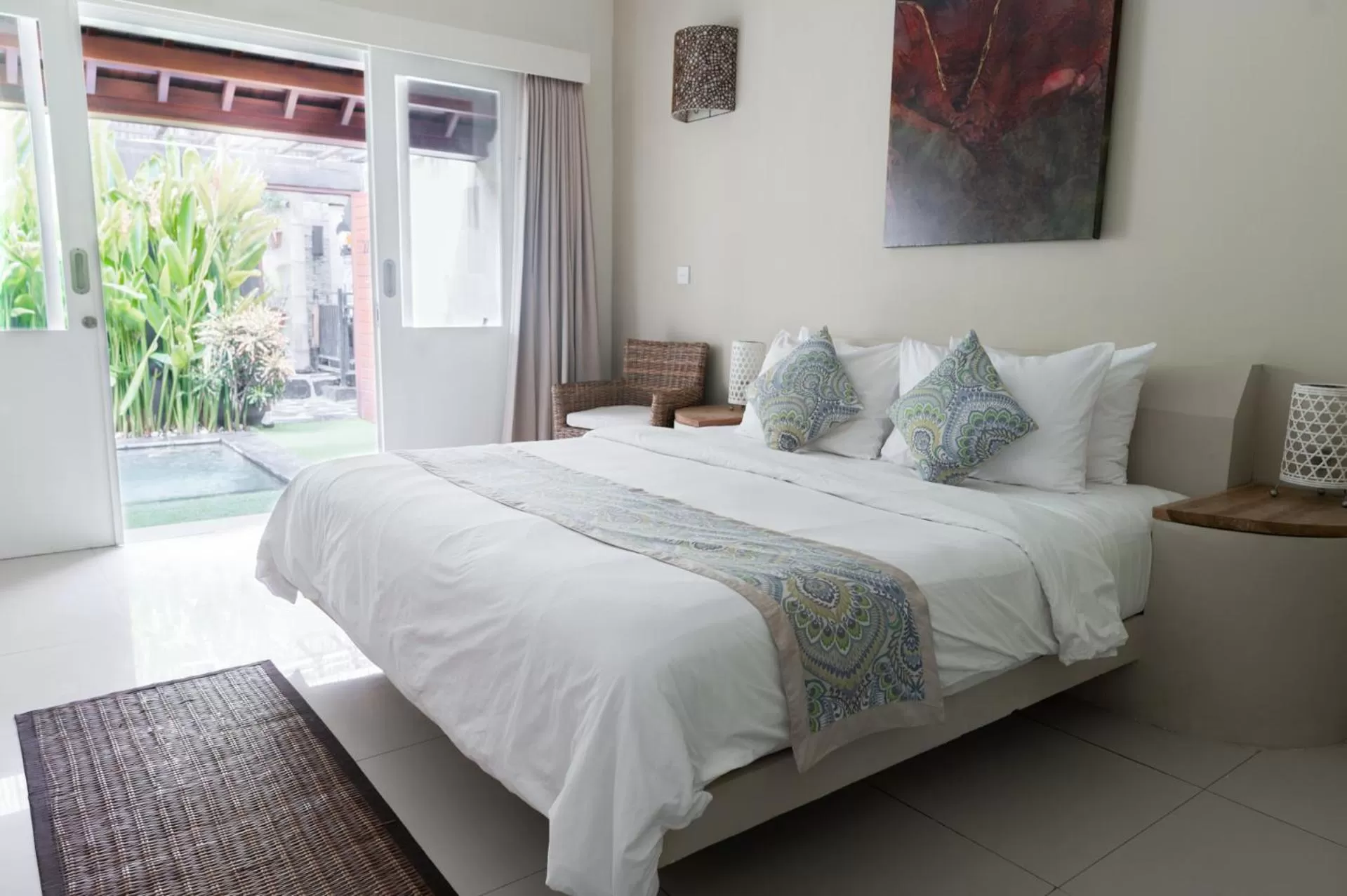 Photo of the whole room, Bed in Scallywags Resort