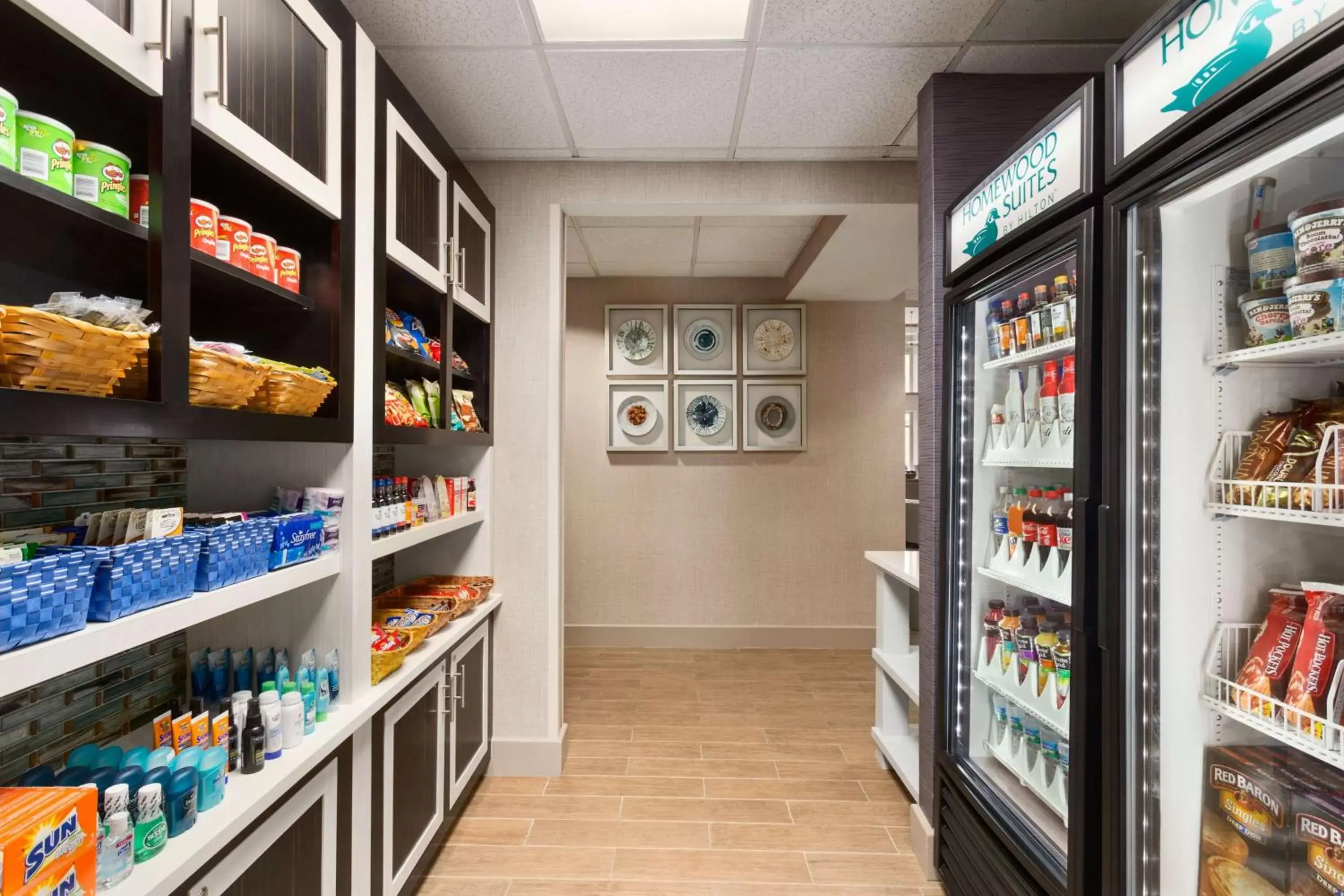 Restaurant/places to eat in Homewood Suites by Hilton Orlando-International Drive Convention Center Restaurant/places to eat in Homewood Suites by Hilton Orlando-International Drive Convention Center