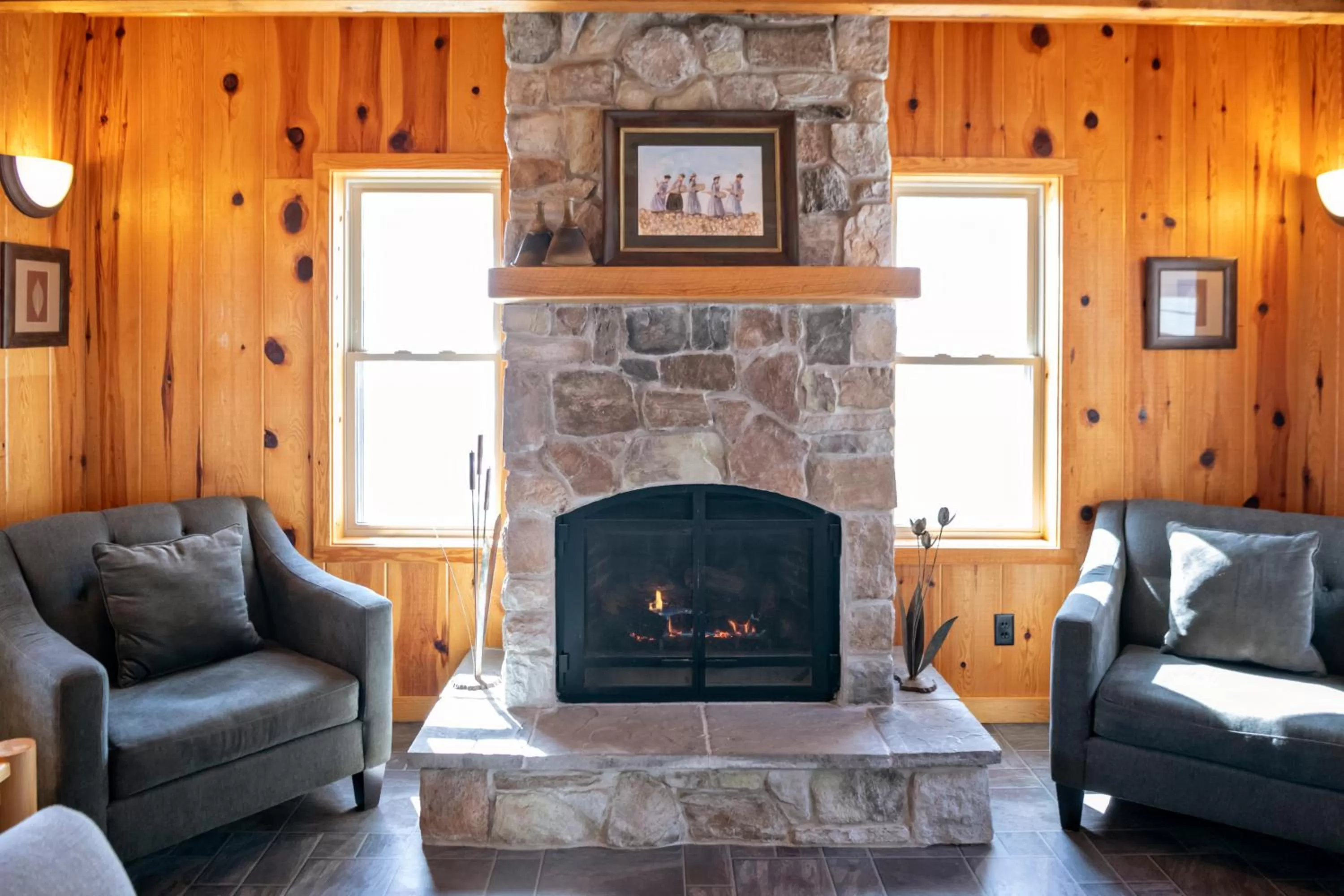 Communal lounge/ TV room in Stay Inn Ely