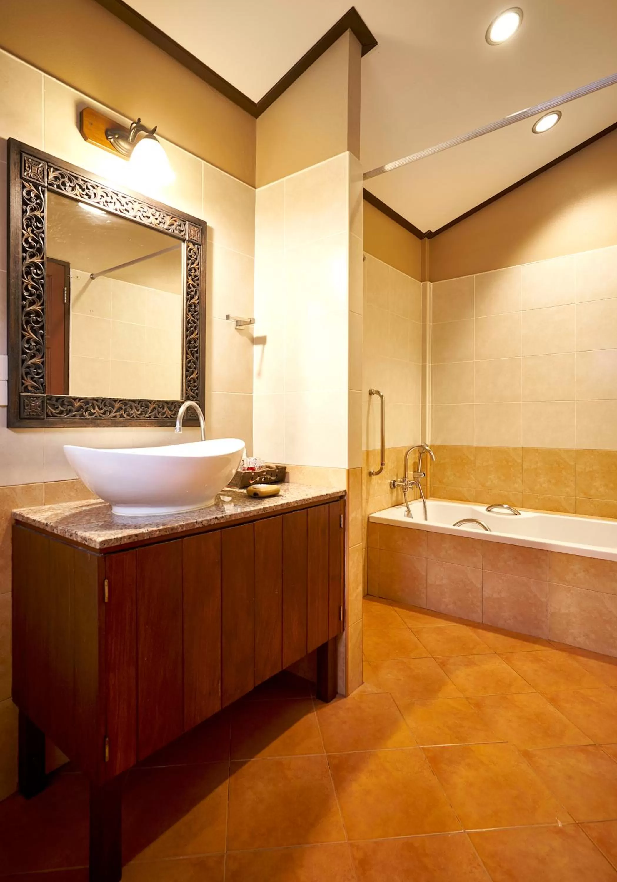 Ruenkanok Thaihouse Resort