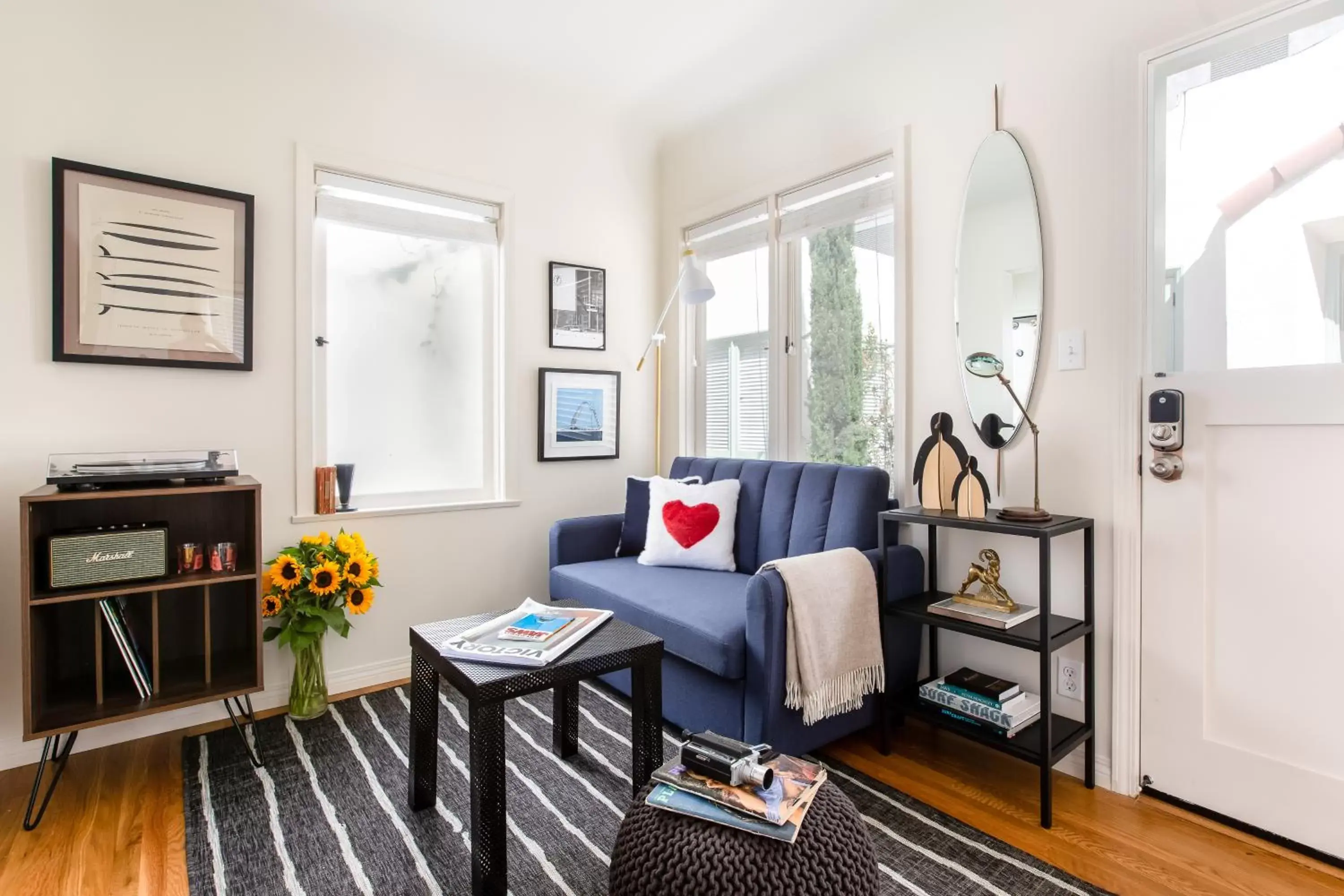 Living room, Seating Area in Sonder The Bungalows