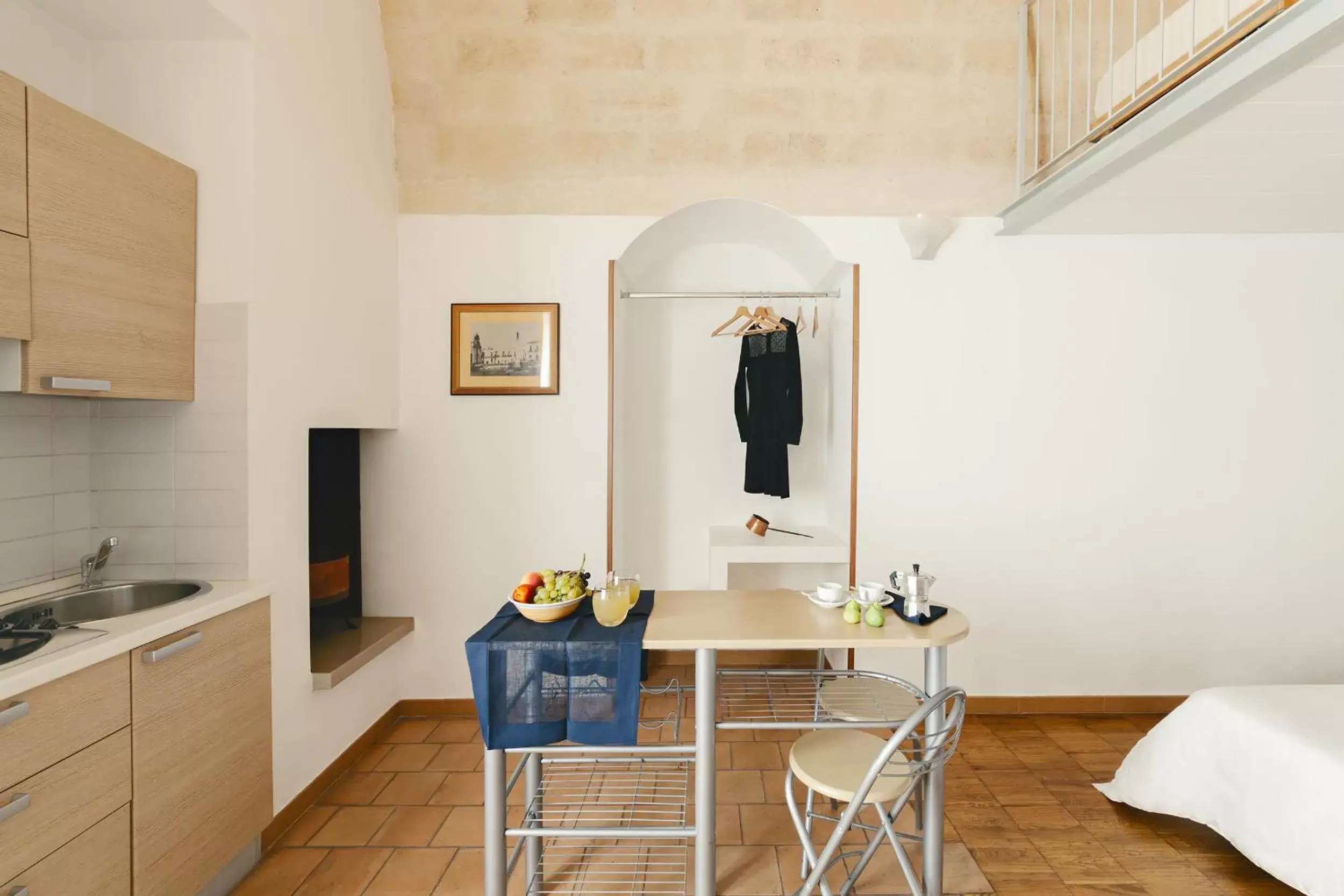 Bed, Dining Area in Il Borgo Ritrovato - Albergo Diffuso