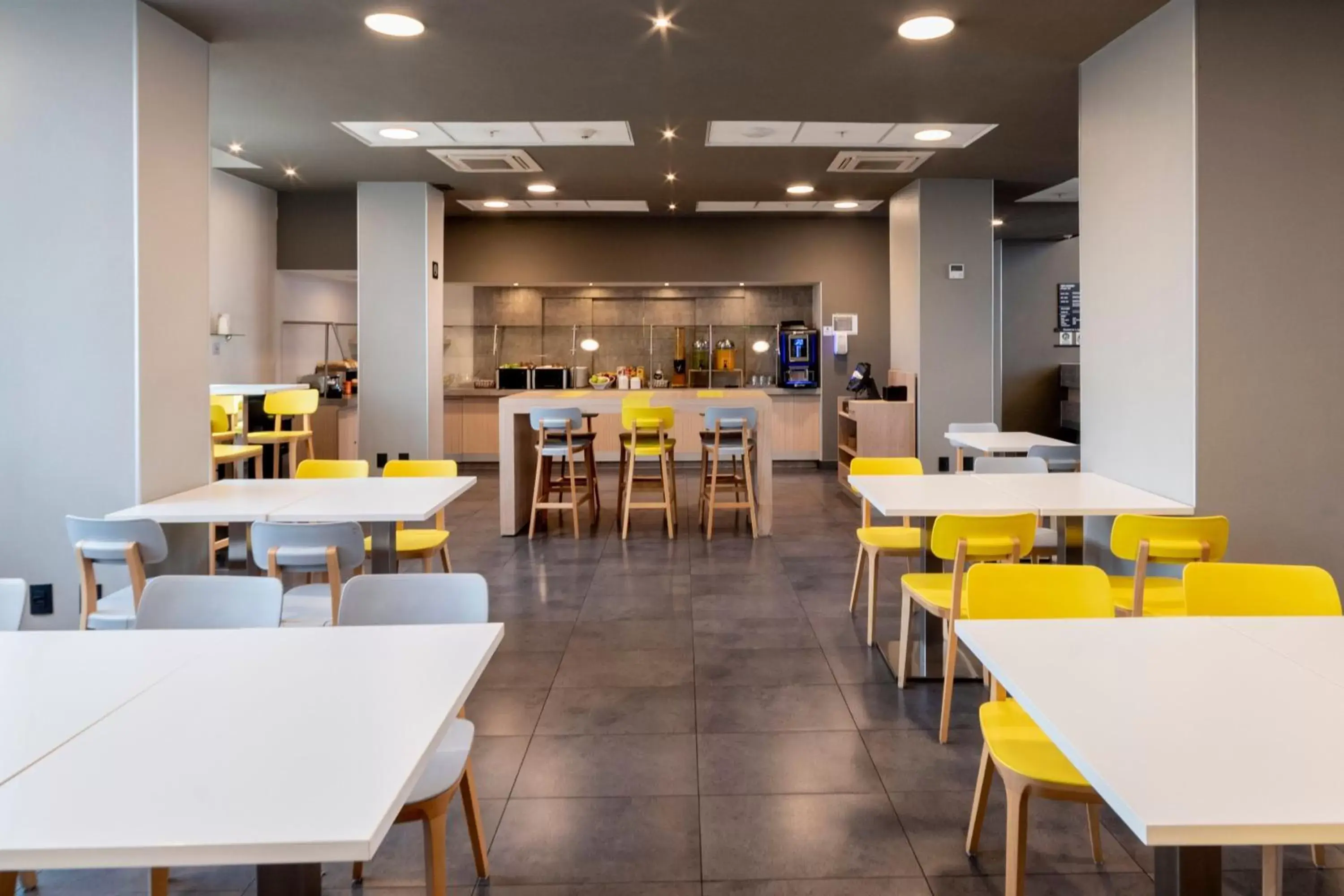 Breakfast, Restaurant/Places to Eat in City Express Plus by Marriott Guadalajara Palomar