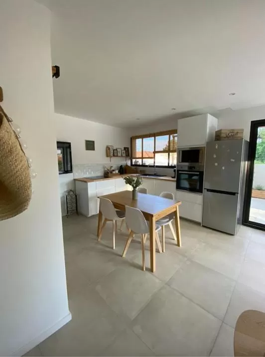 Kitchen or kitchenette, Kitchen/Kitchenette in le pool house