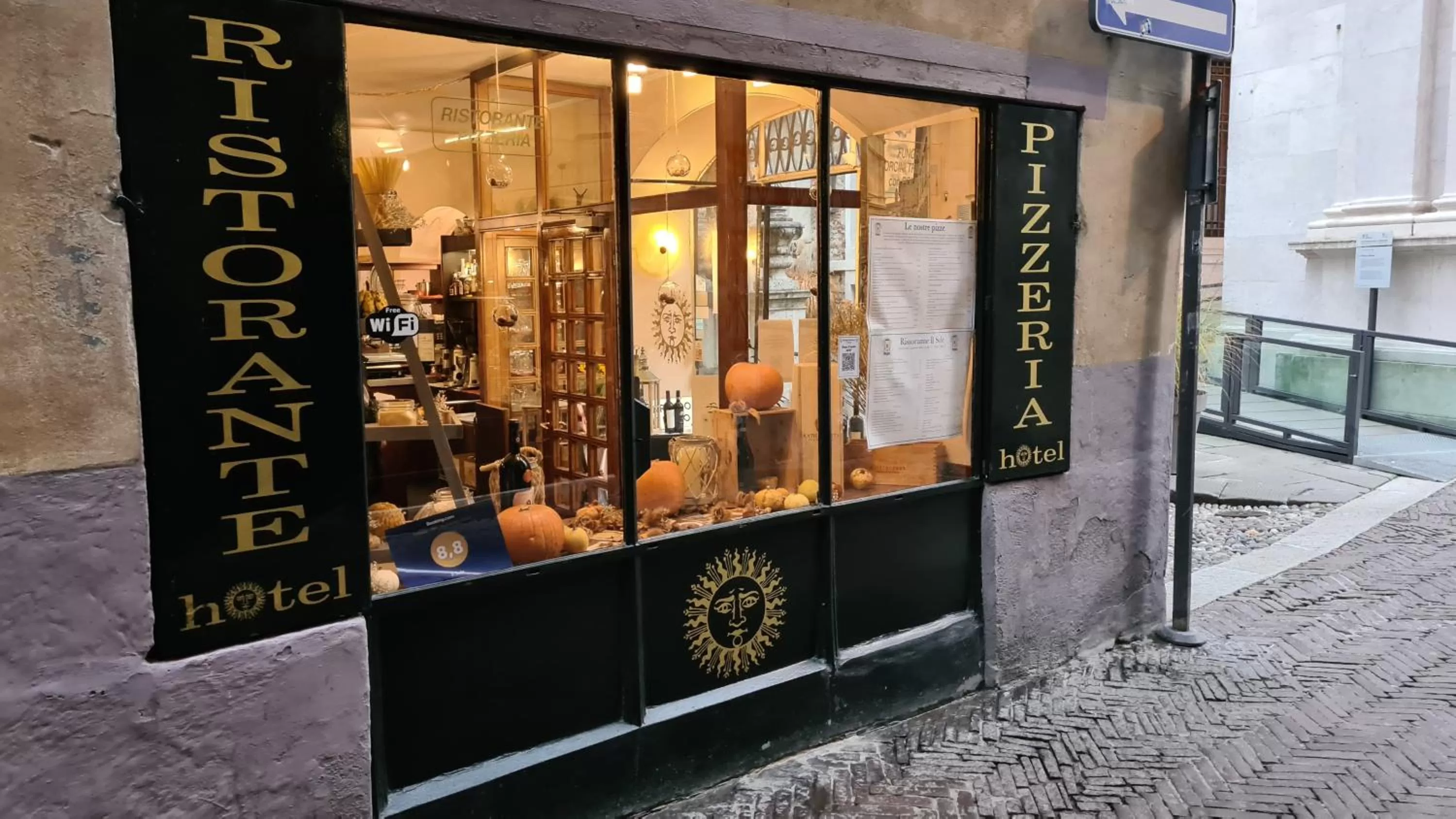 Property building in Il Sole