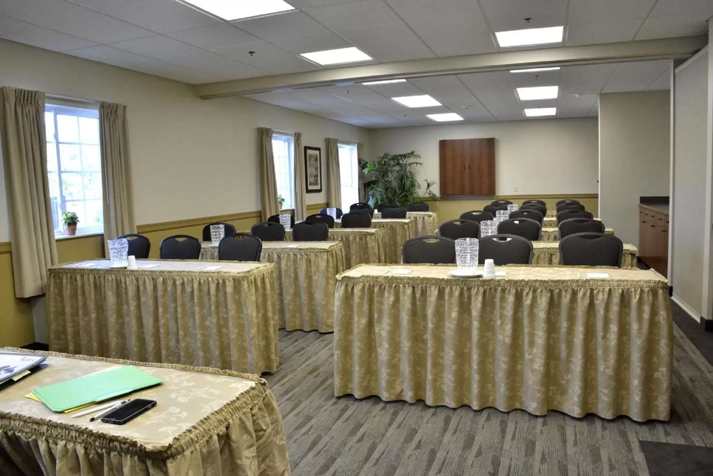 Banquet/Function facilities in Cresthill Suites Syracuse