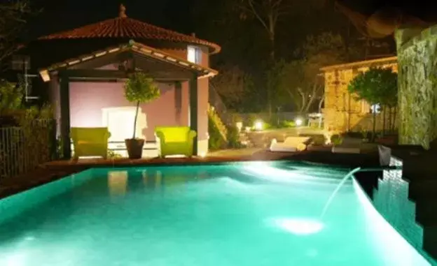 Swimming Pool in Enoturismo Novavila Rias Baixas Wine Design