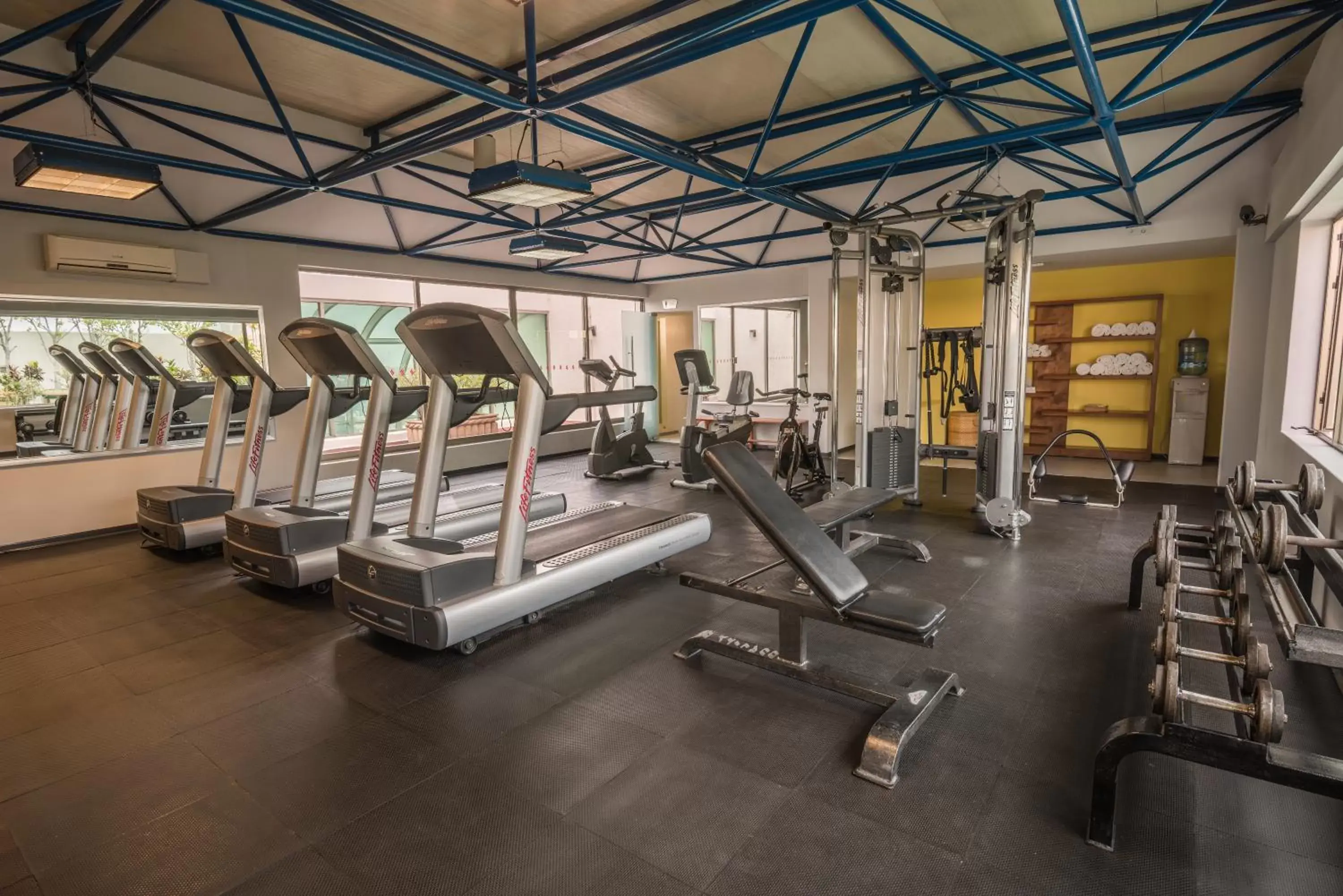 Fitness centre/facilities in Holiday Inn Guadalajara Select by IHG Fitness centre/facilities in Holiday Inn Guadalajara Select by IHG