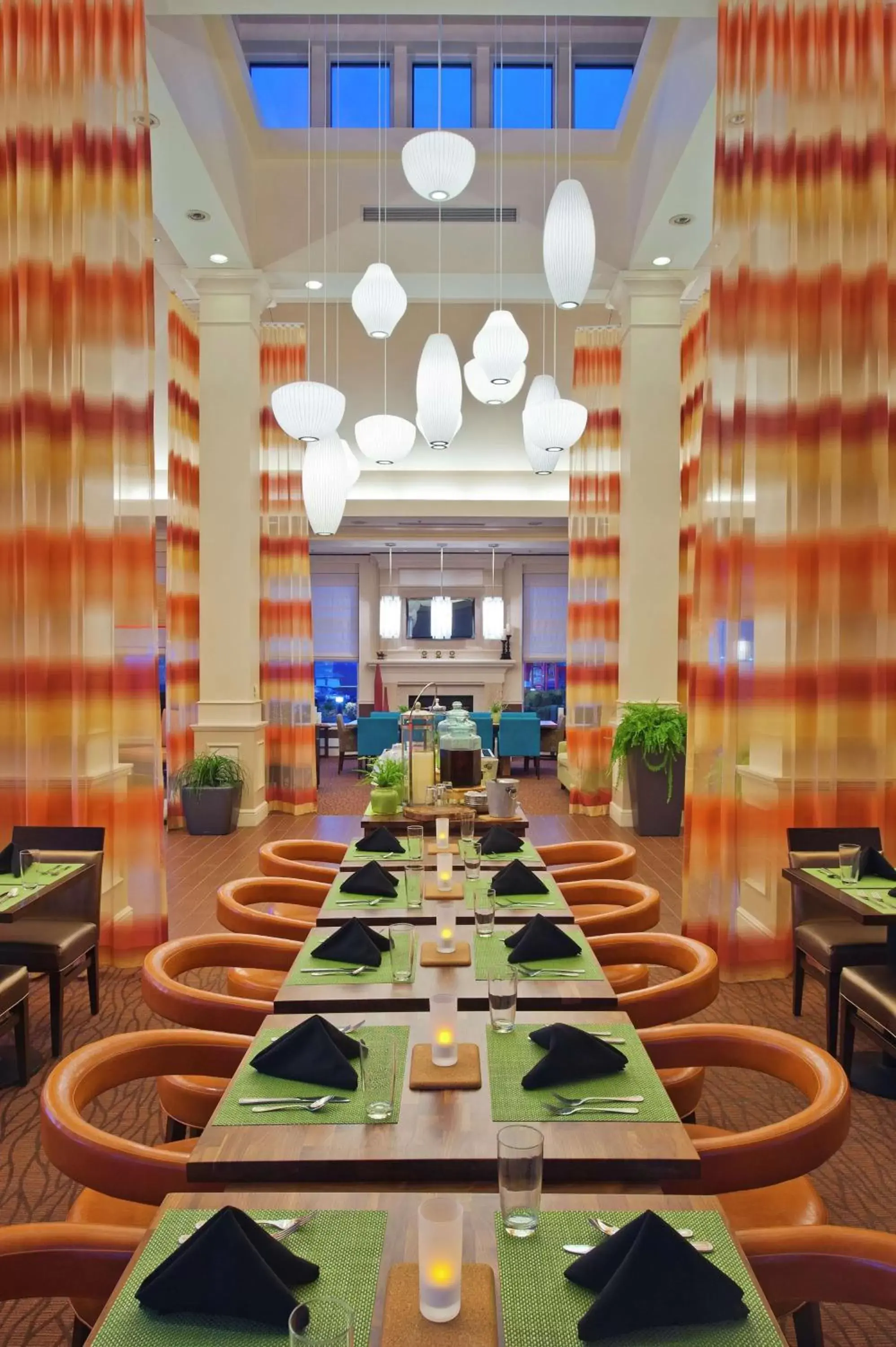 Lobby or reception, Restaurant/Places to Eat in Hilton Garden Inn Allentown Bethlehem Airport