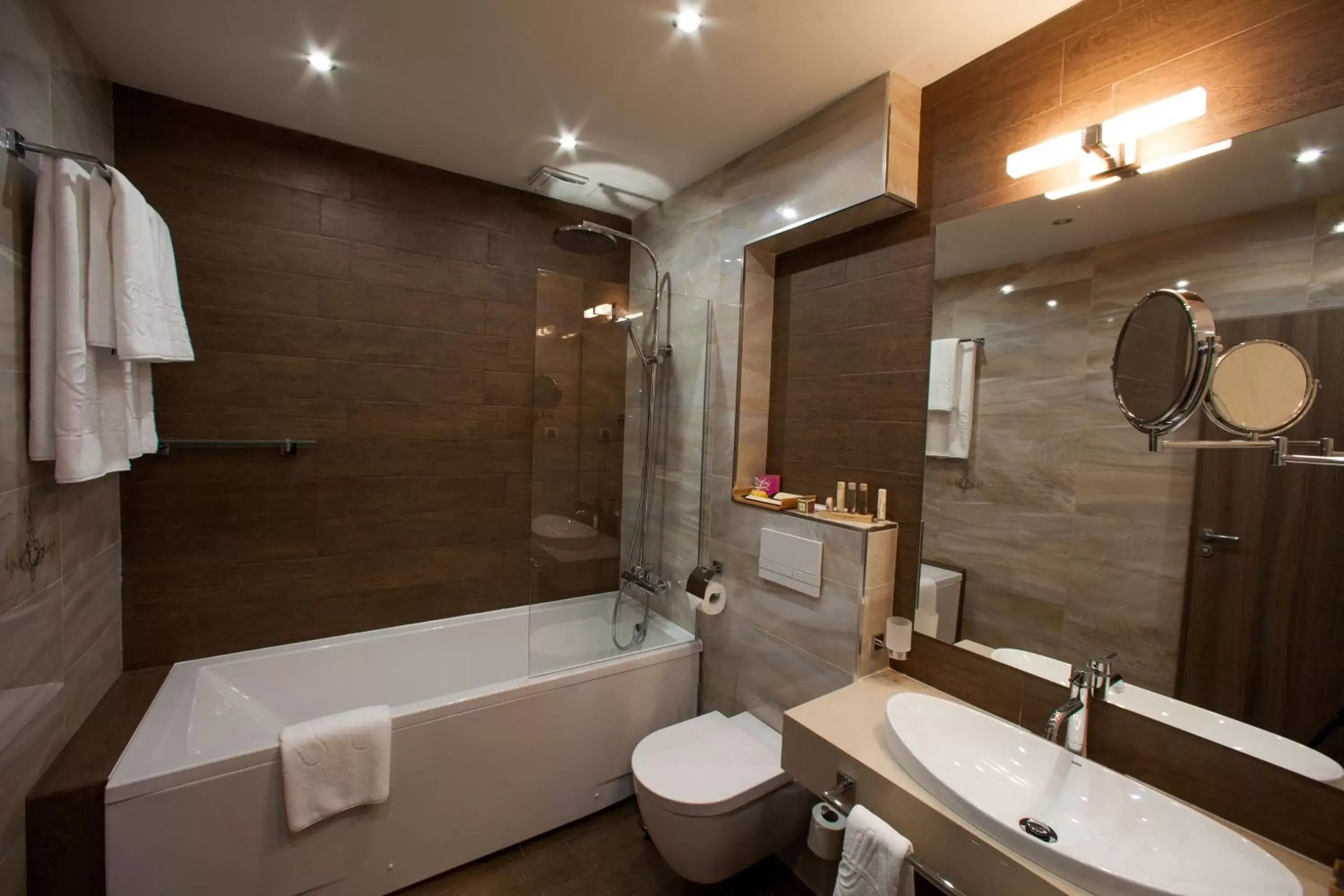 Bathroom in Amira Boutique Hotel