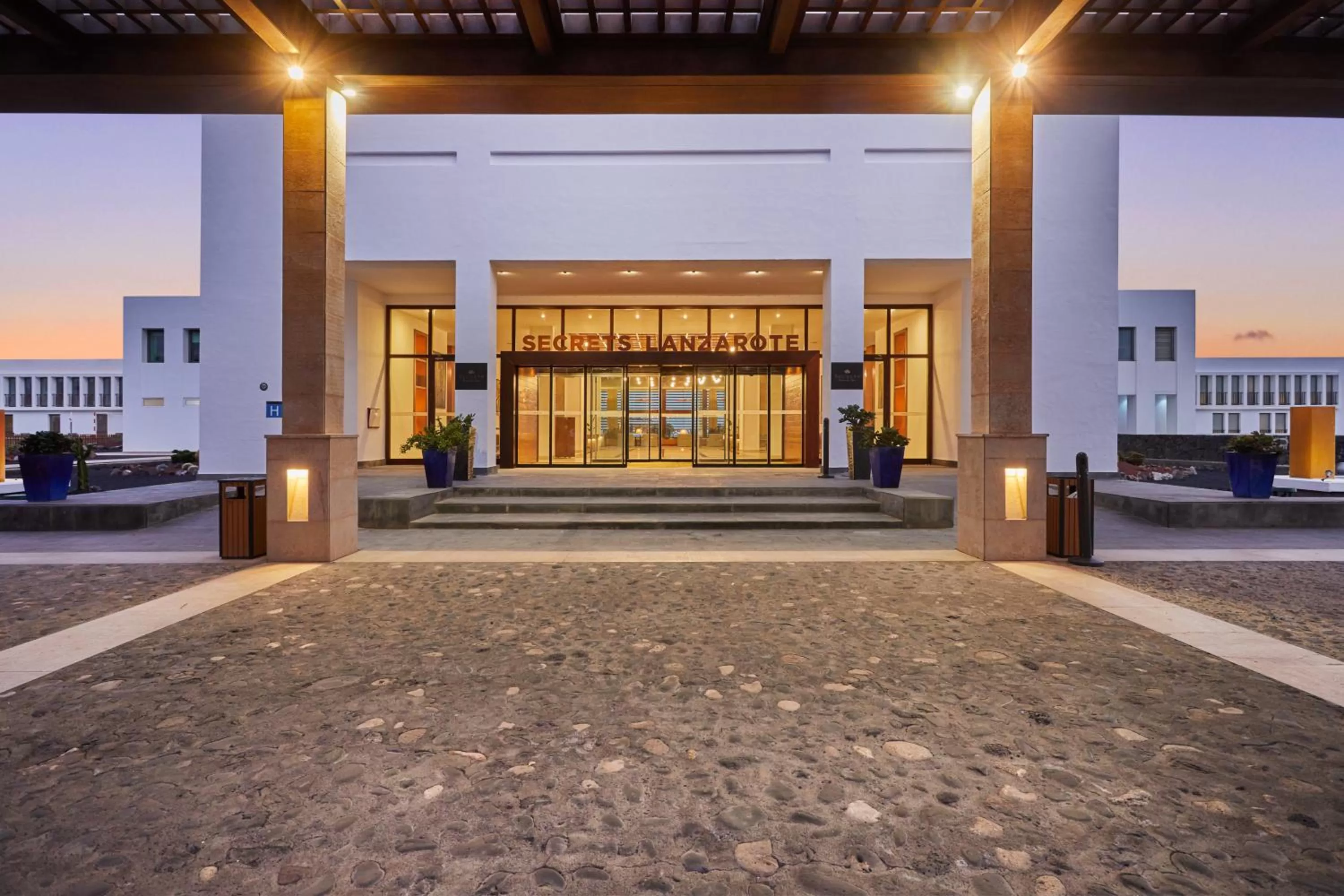 Facade/entrance in Secrets Lanzarote Resort & Spa - Adults Only (+18)