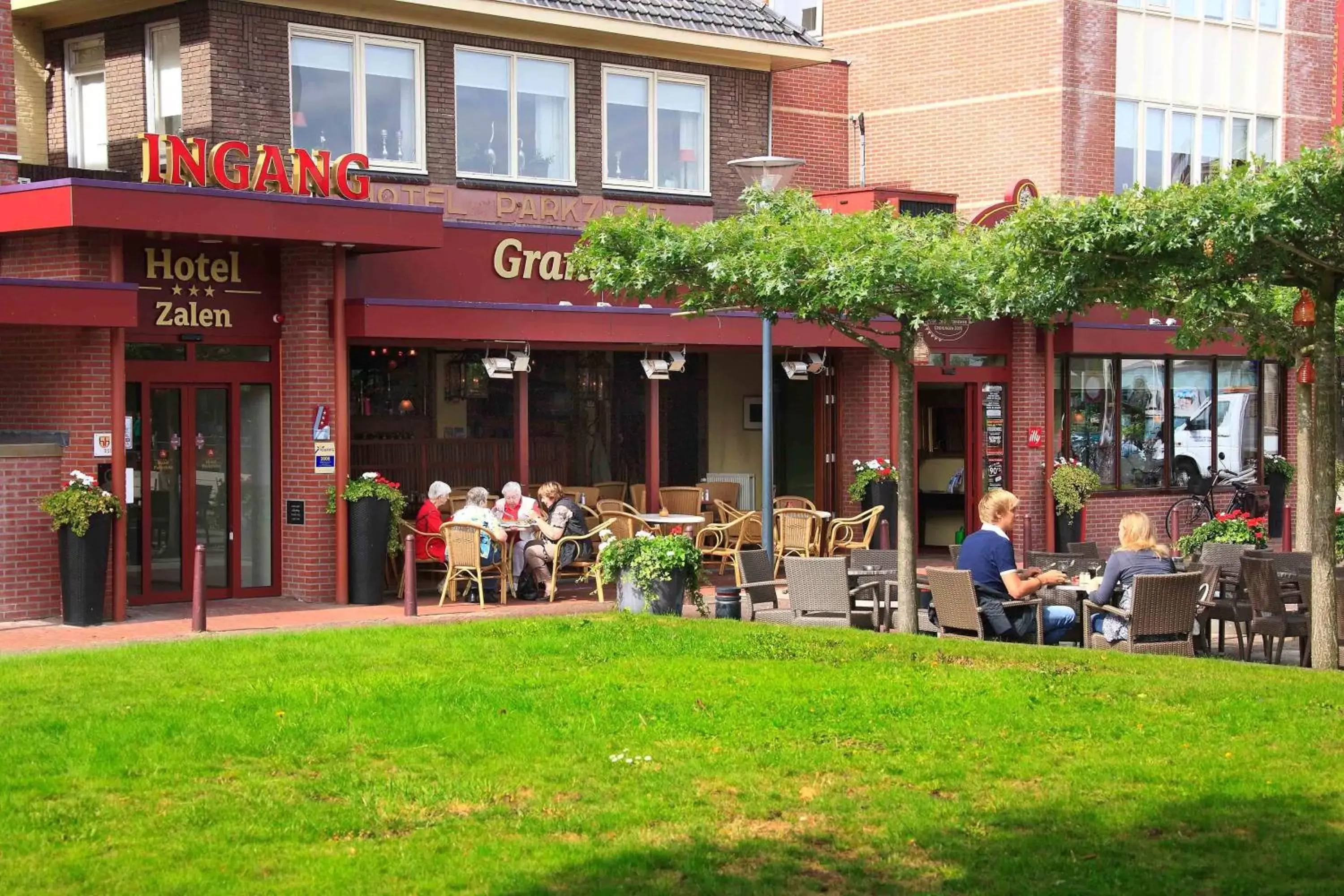 group of guests in Hotel Parkzicht