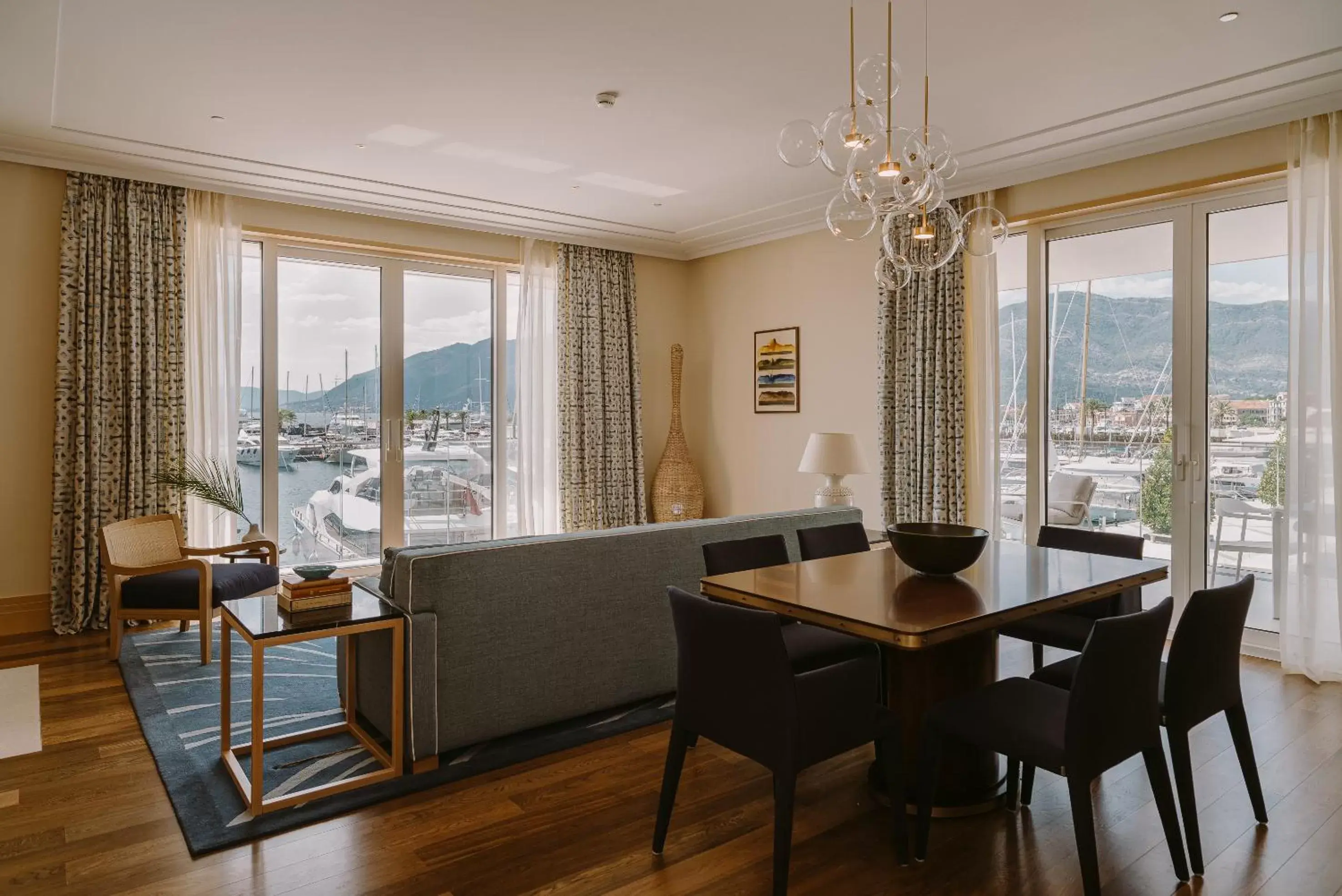 Living room, Dining Area in Regent Porto Montenegro
