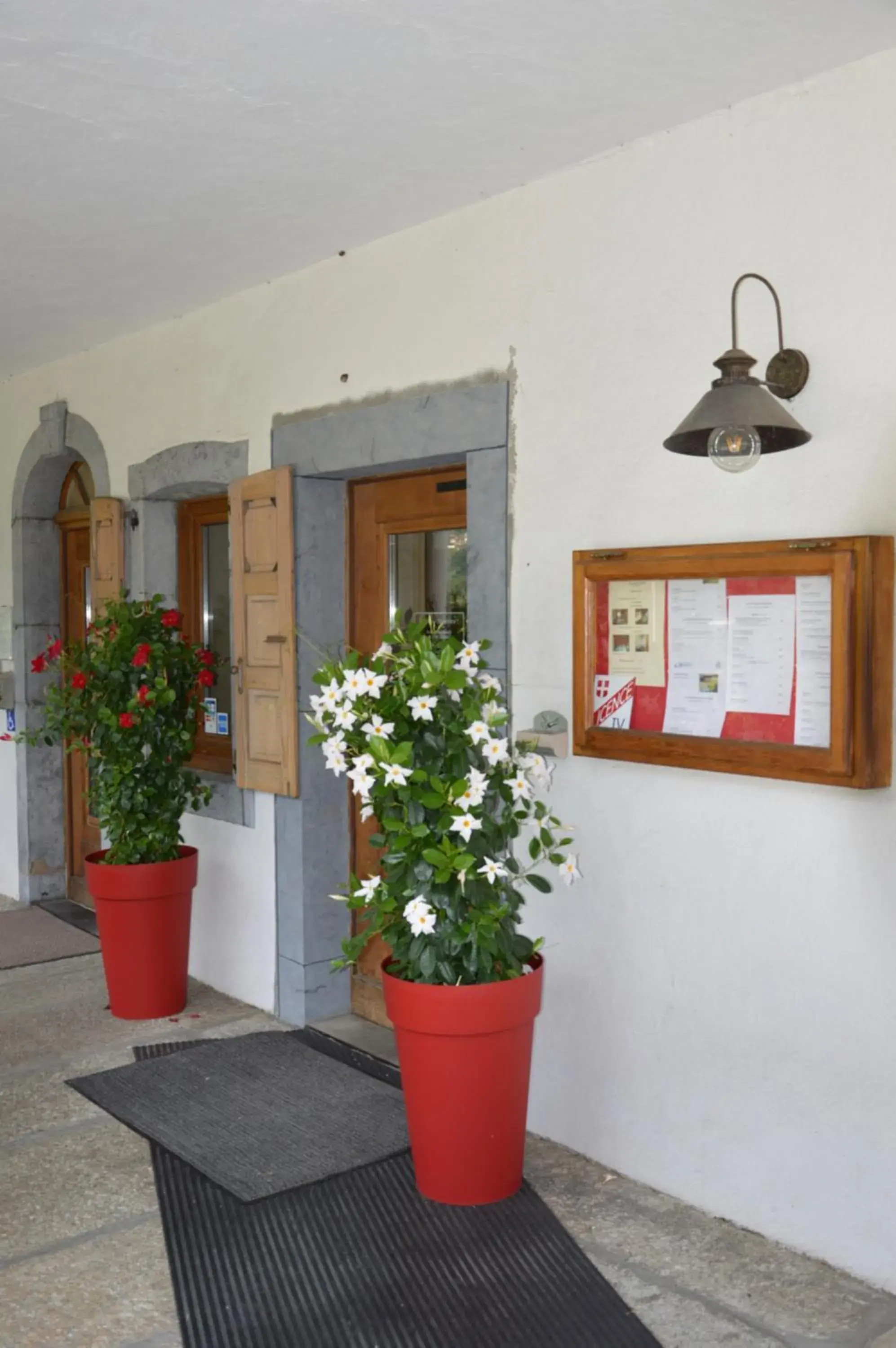 Facade/entrance in Le Relais Du Mont Blanc