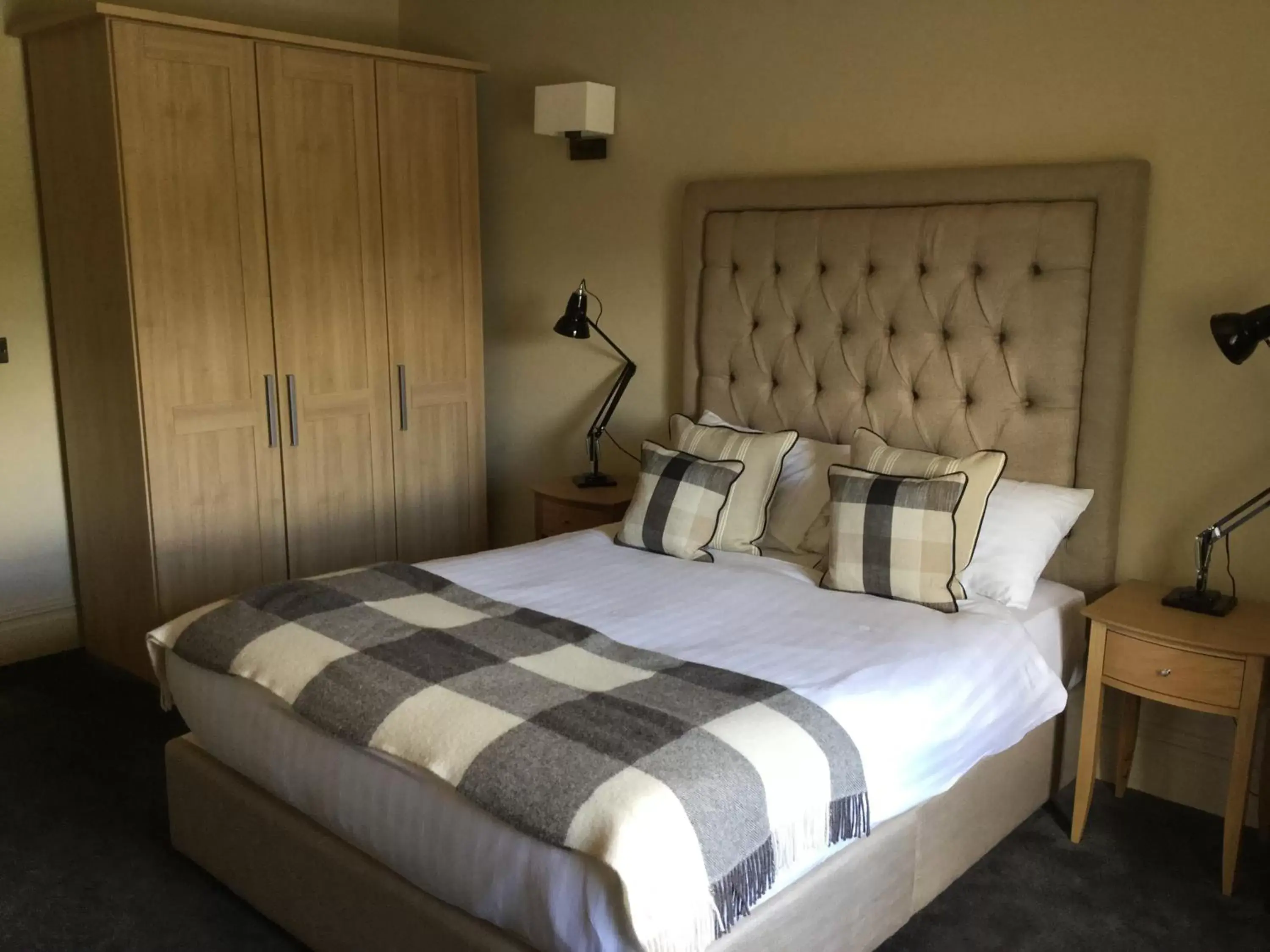 Bed in Derby Arms