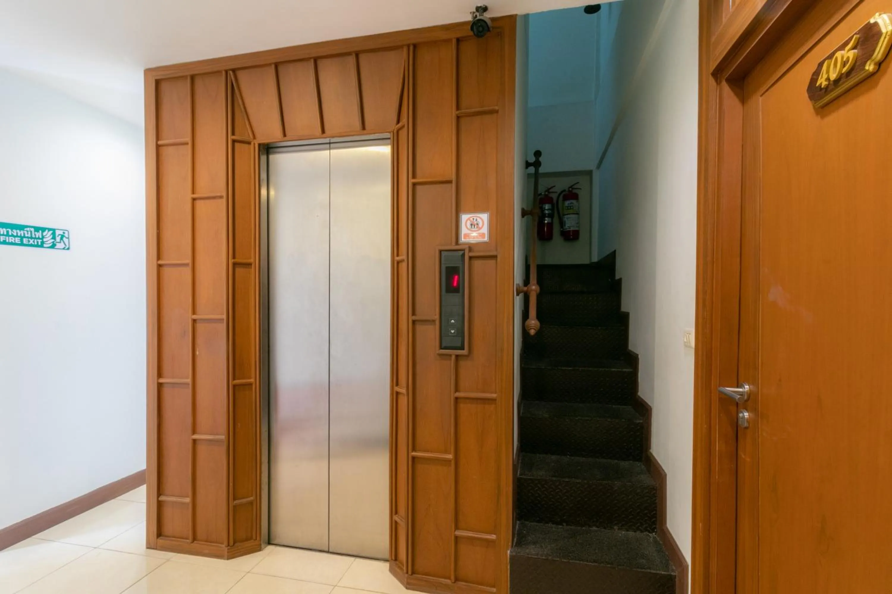 Facade/entrance in Lotus Hotel Patong