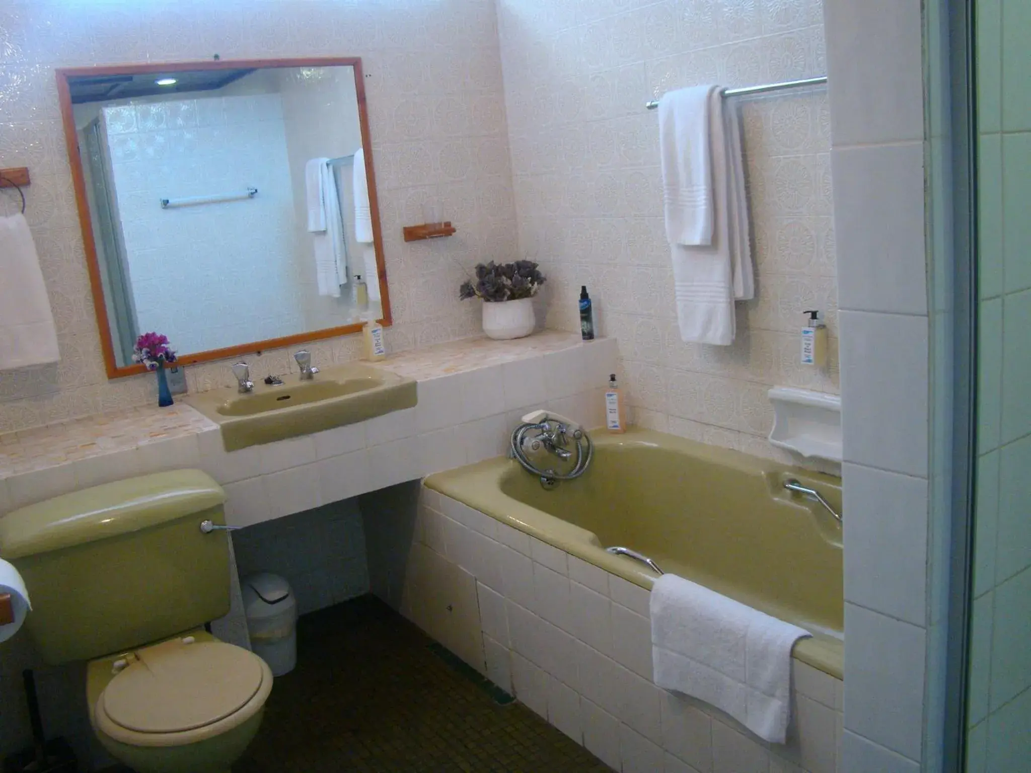 Bathroom in Aqua Marine Guest House