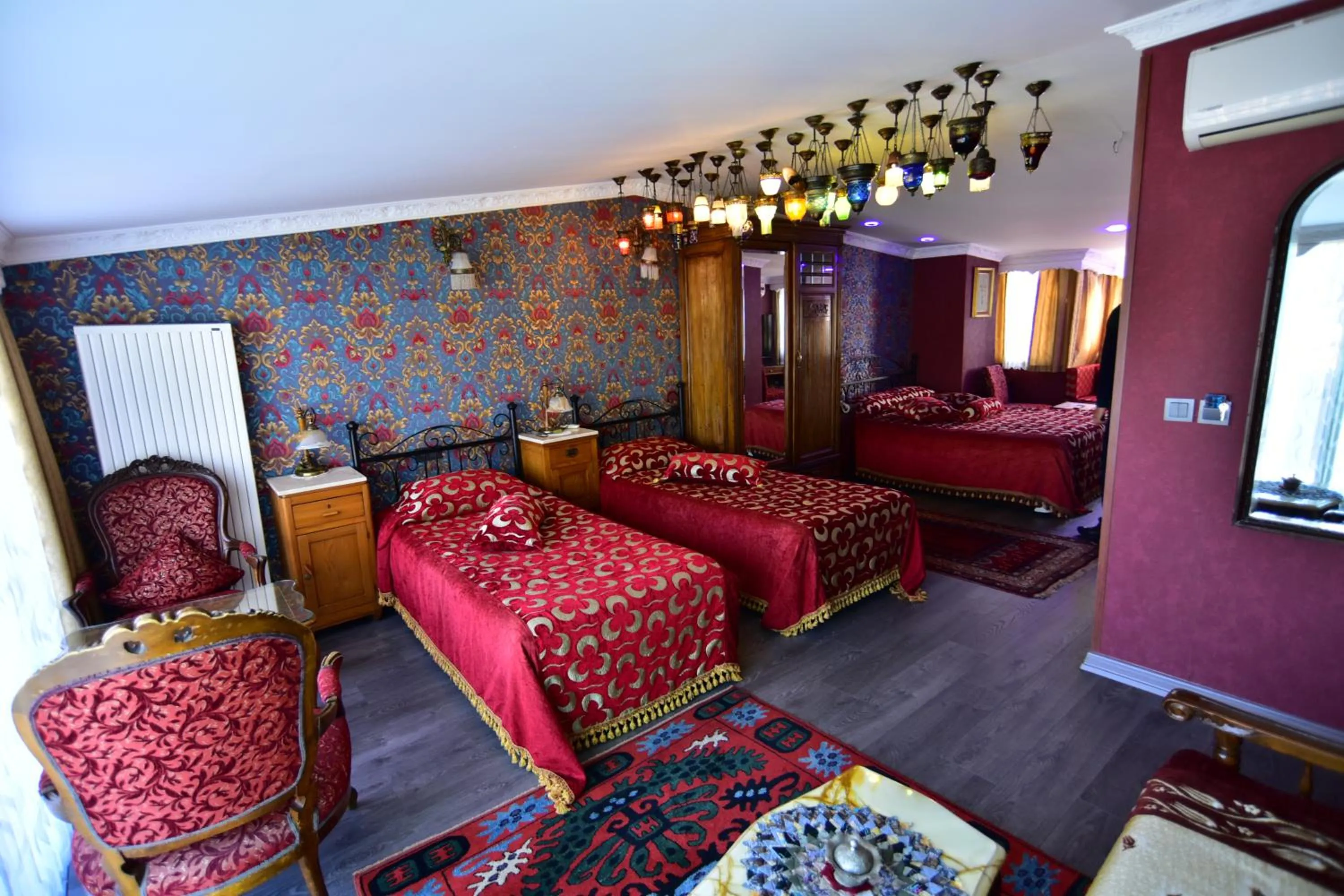 Photo of the whole room, Bed in Kybele Hotel