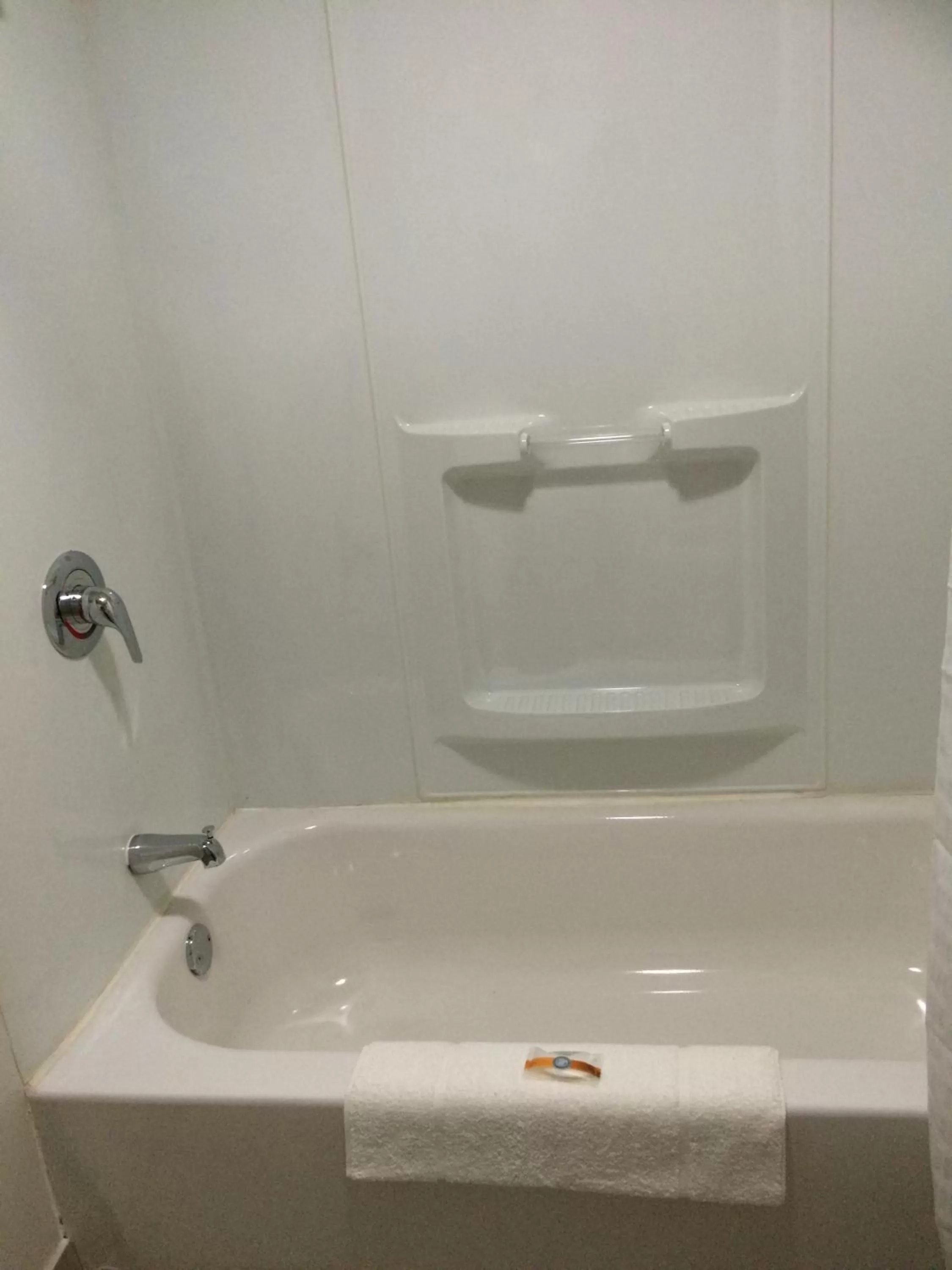 Bathroom in Days Inn by Wyndham Hartsfield Jackson Atlanta Airport West