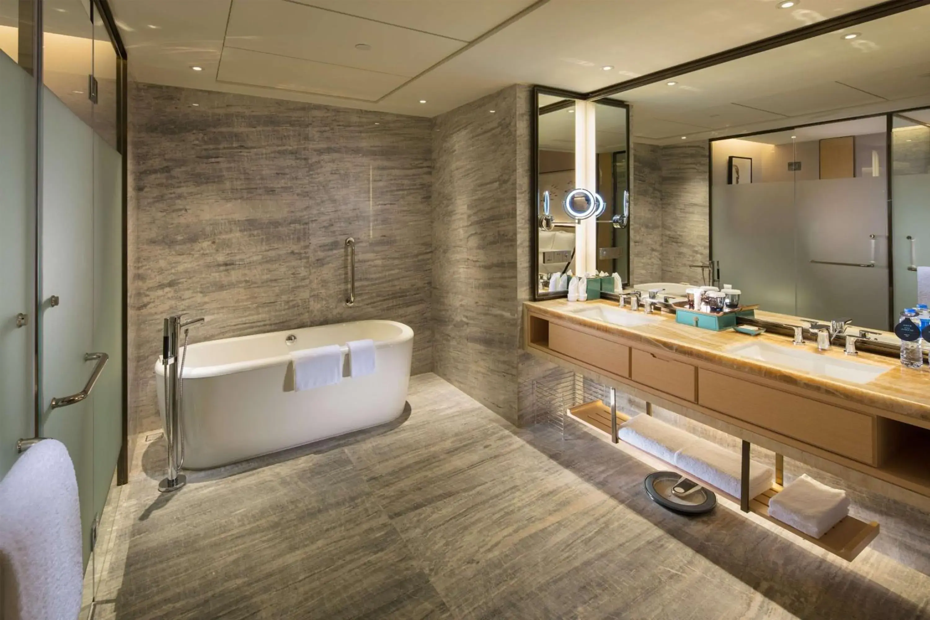 Bathroom in Hilton Quanzhou Riverside