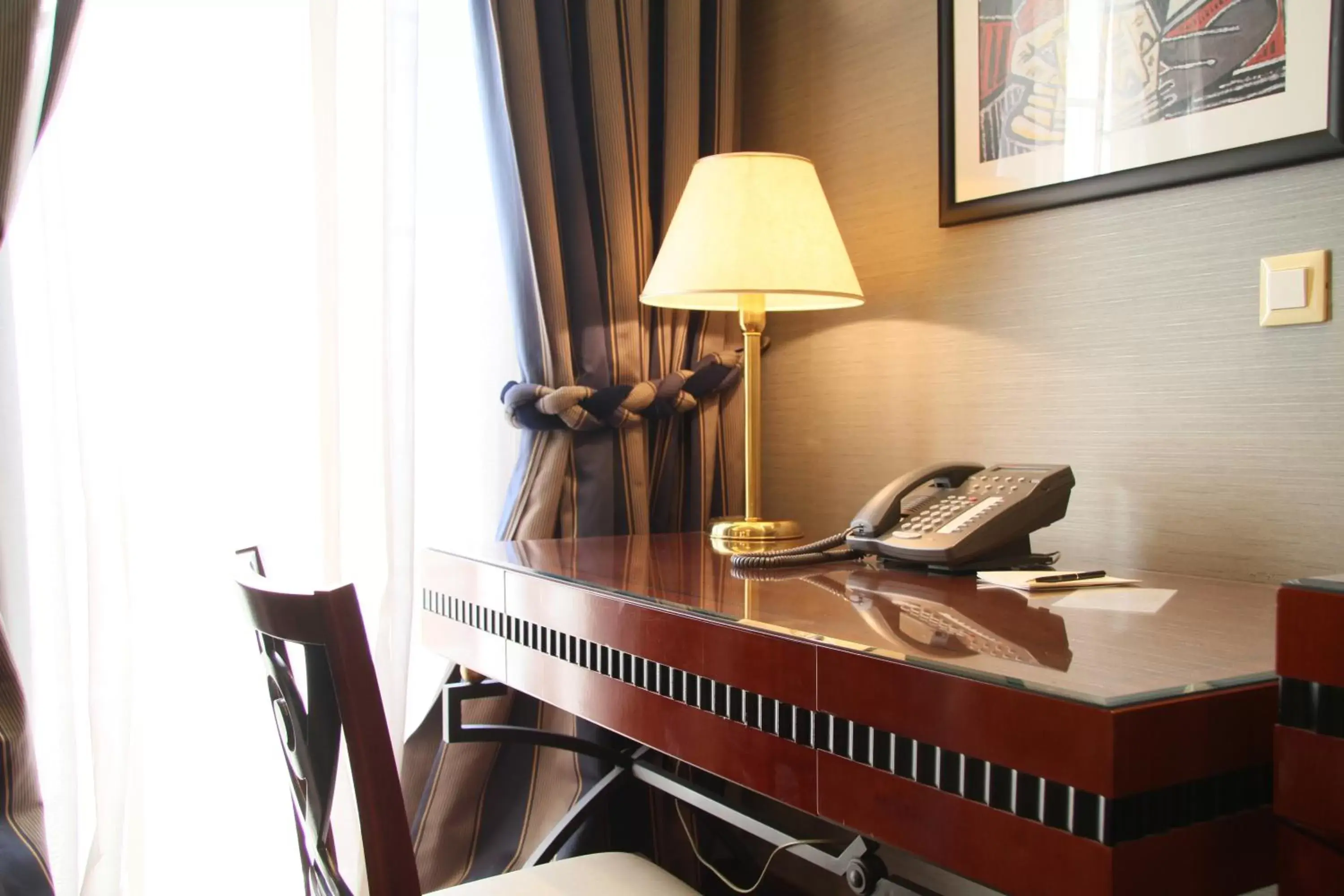 Seating area in Piraeus Theoxenia Hotel