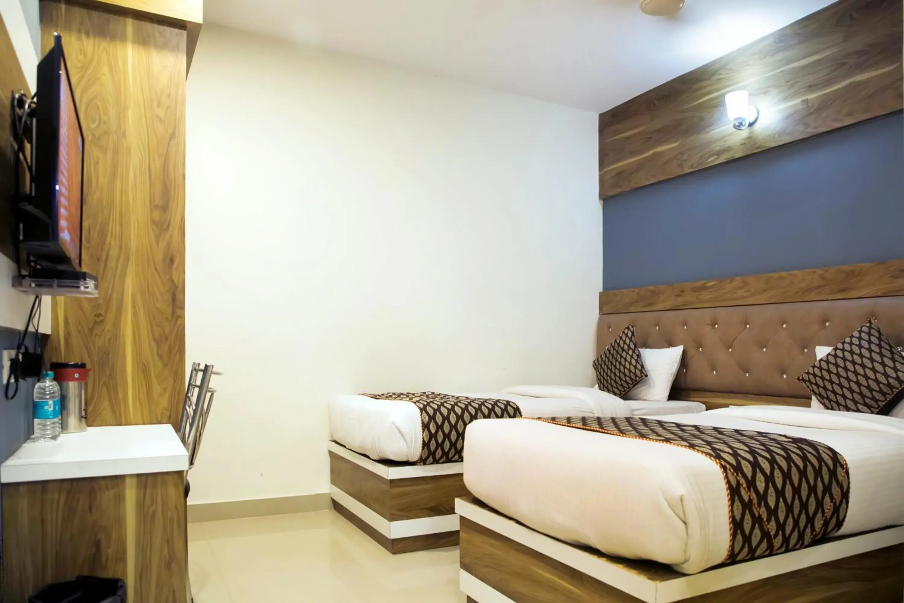 Bedroom, Bed in Ganges Grand Bedroom, Bed in Ganges Grand