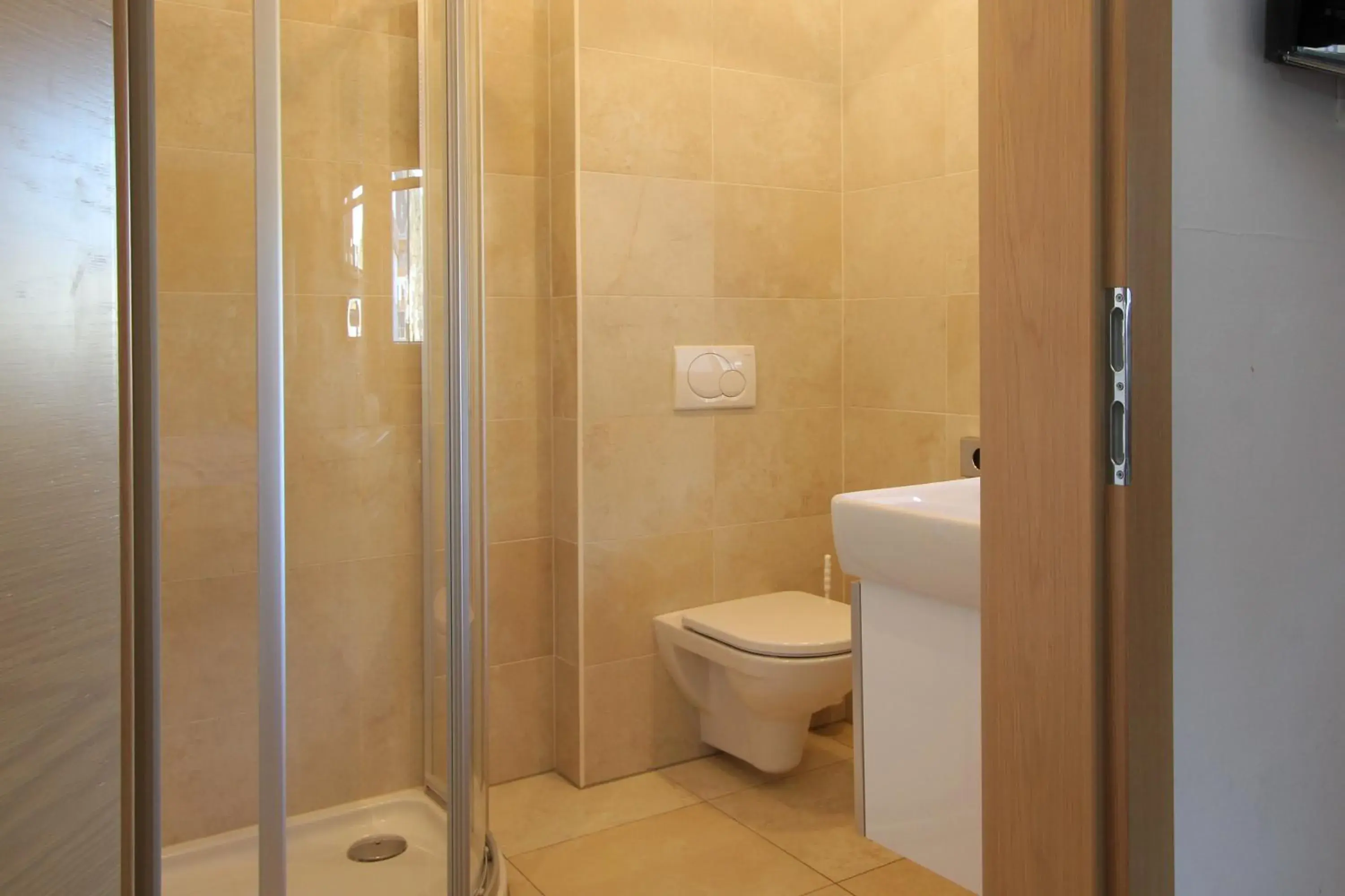 Bathroom in Avenida Mountain Resort by Alpin Rentals