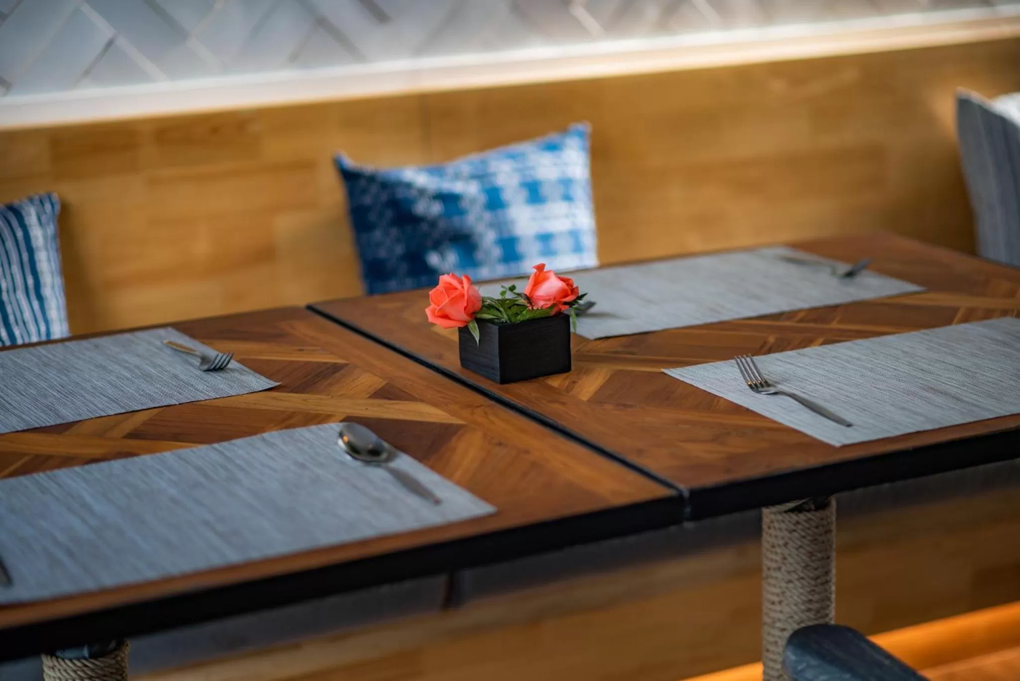 Breakfast, Bed in Luck Thai Hotel