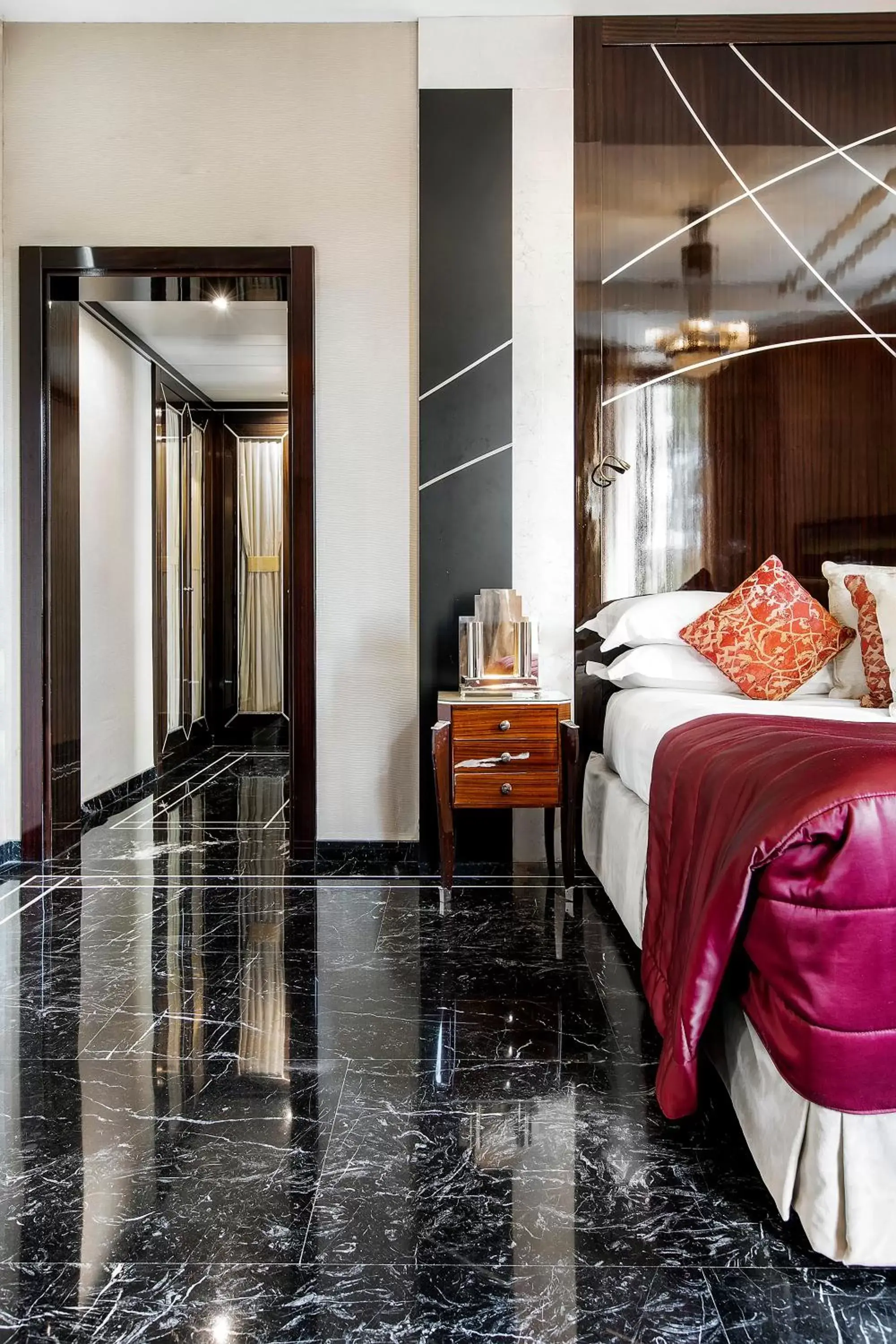 Bedroom, Bed in Baglioni Hotel Regina - The Leading Hotels of the World