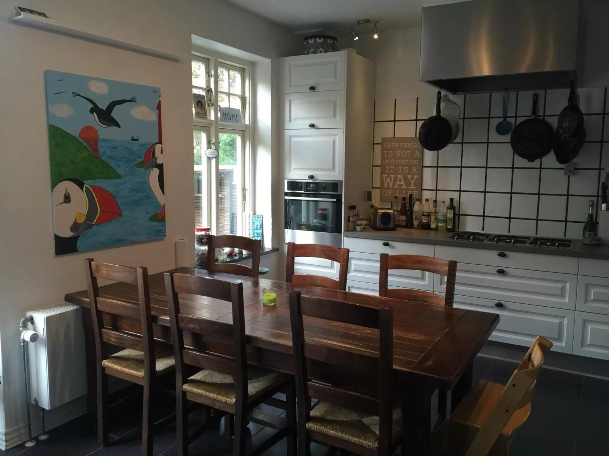 Communal kitchen in Sweethome Guesthouse