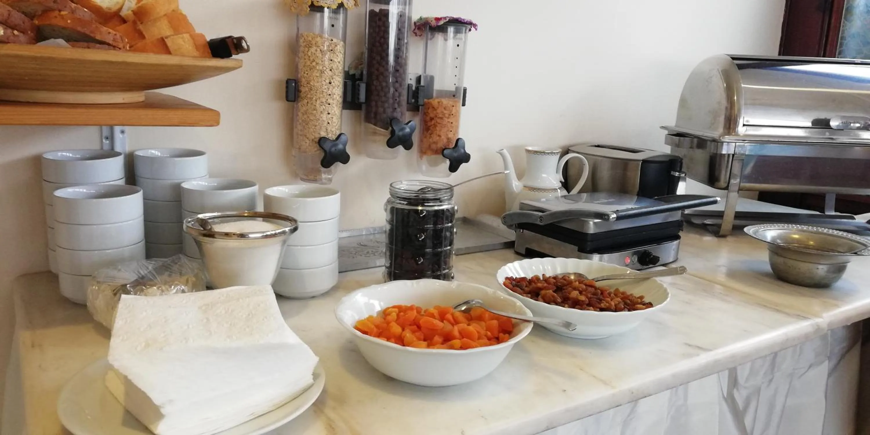 Buffet breakfast in Turkoman Hotel